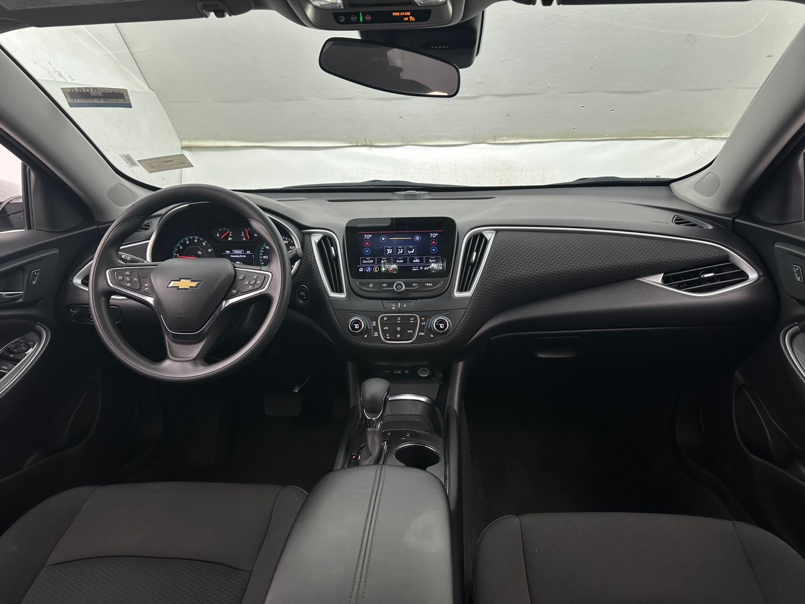 Thumbnail: 2024 Chevrolet Malibu - 3