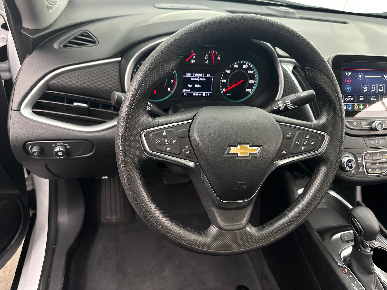 Thumbnail: 2024 Chevrolet Malibu - 5