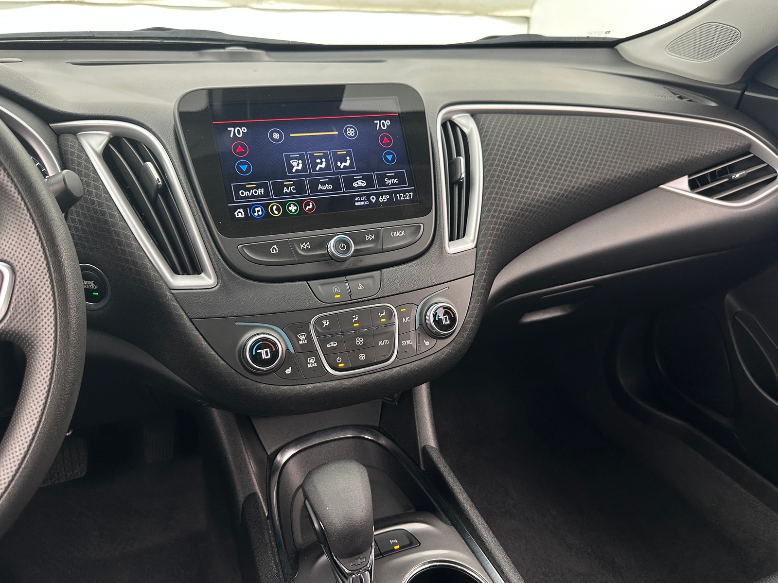 Thumbnail: 2024 Chevrolet Malibu - 4