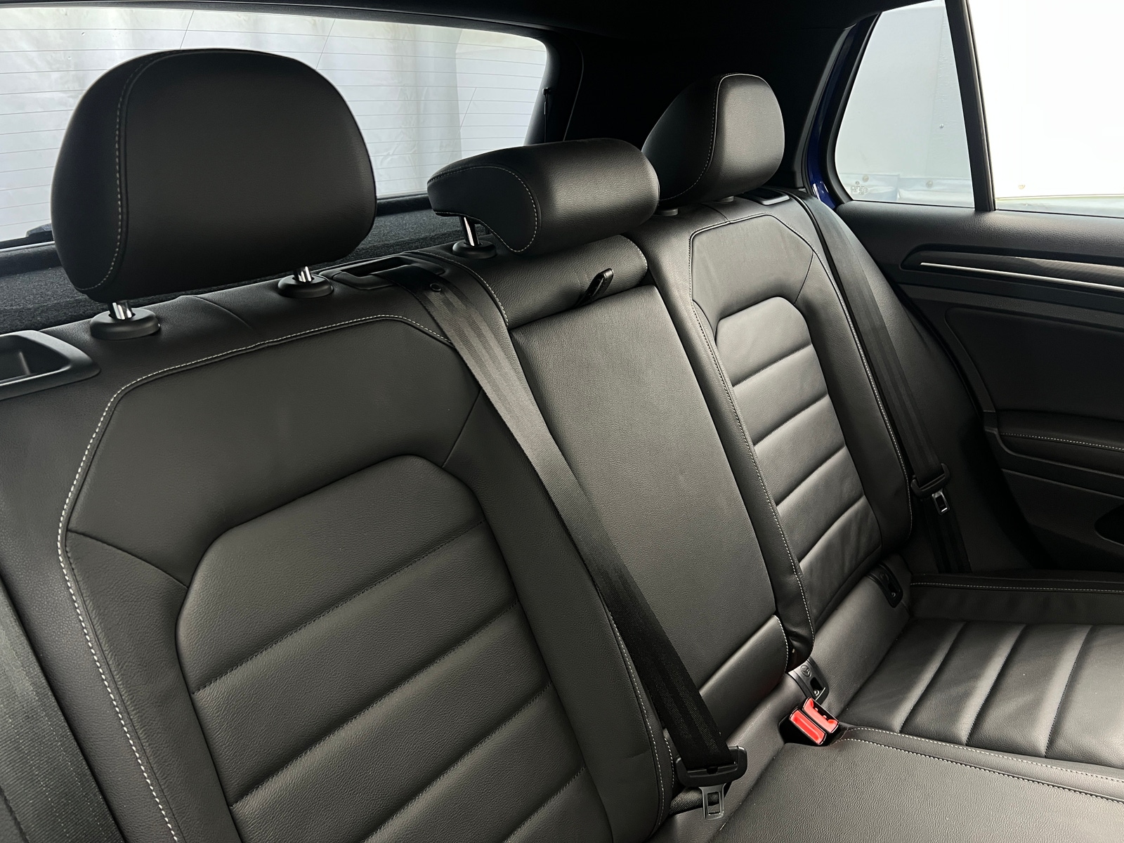 Thumbnail: 2016 Volkswagen Golf - 5