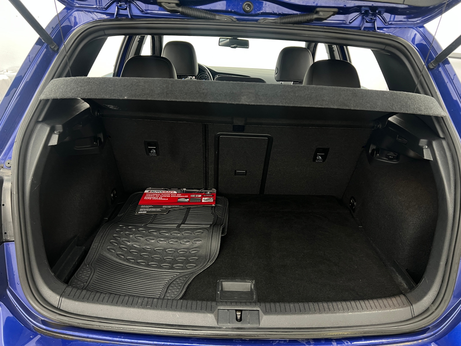 Thumbnail: 2016 Volkswagen Golf - 6