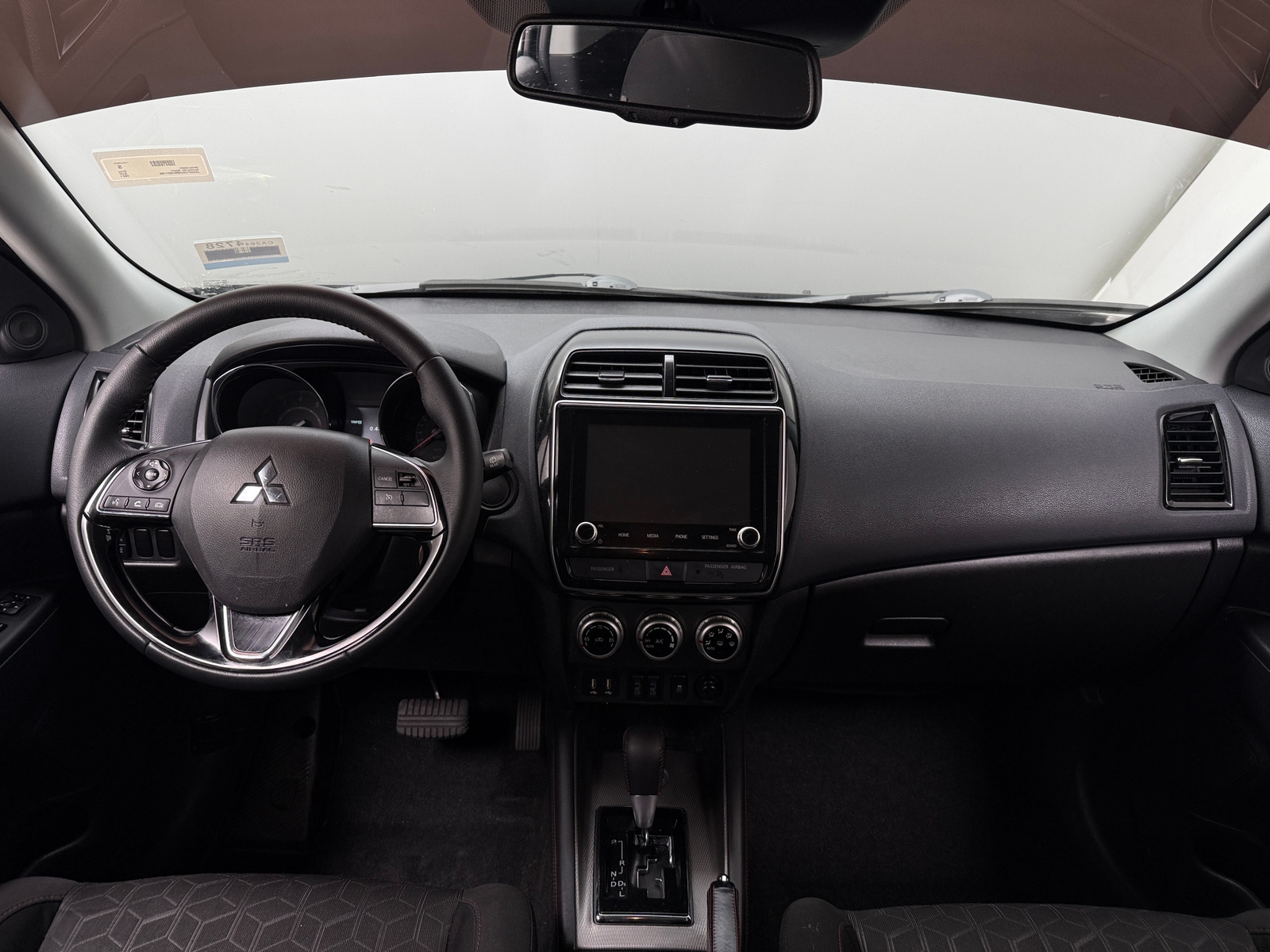 Thumbnail: 2021 Mitsubishi Outlander Sport - 3