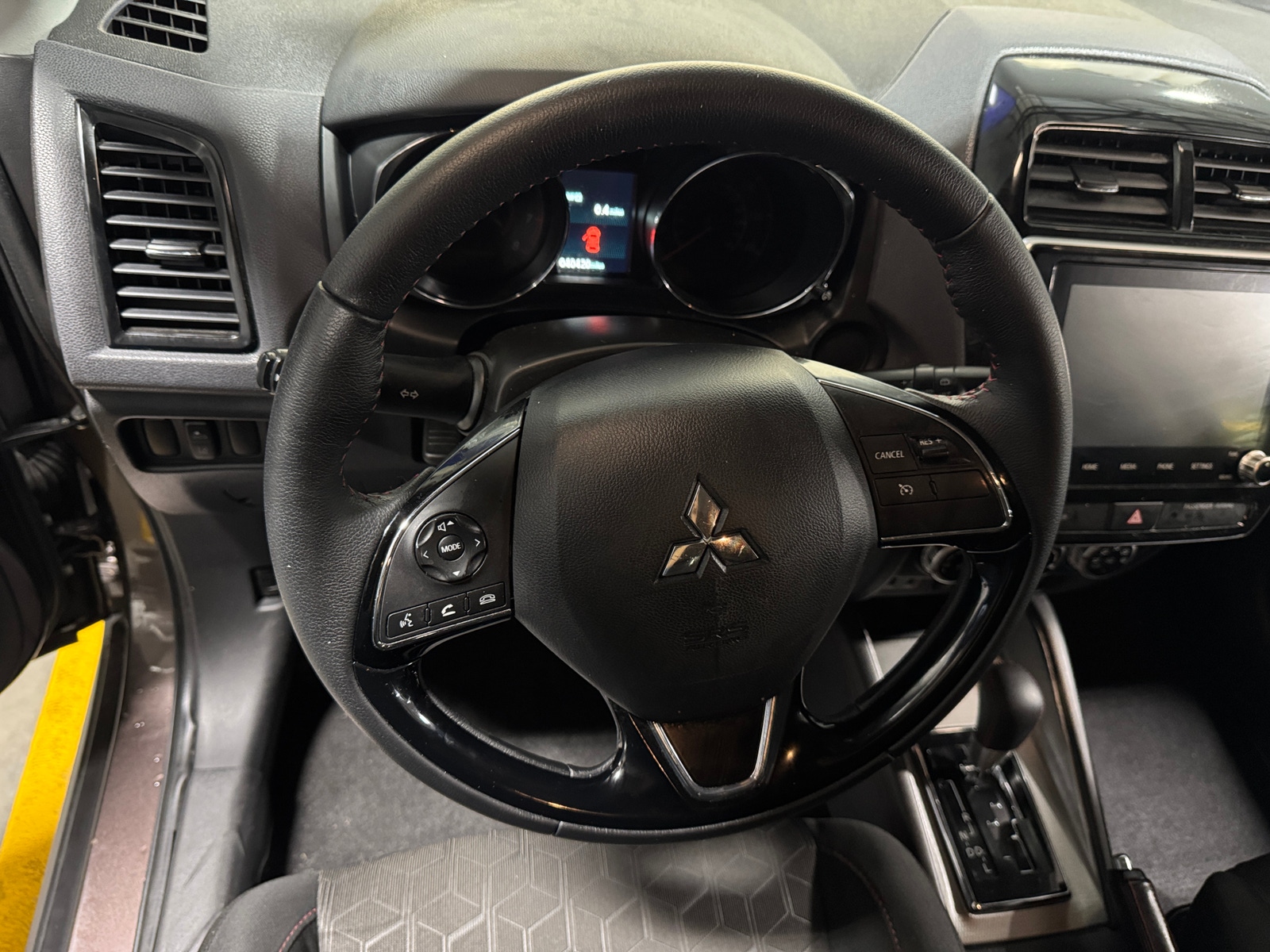 Thumbnail: 2021 Mitsubishi Outlander Sport - 5