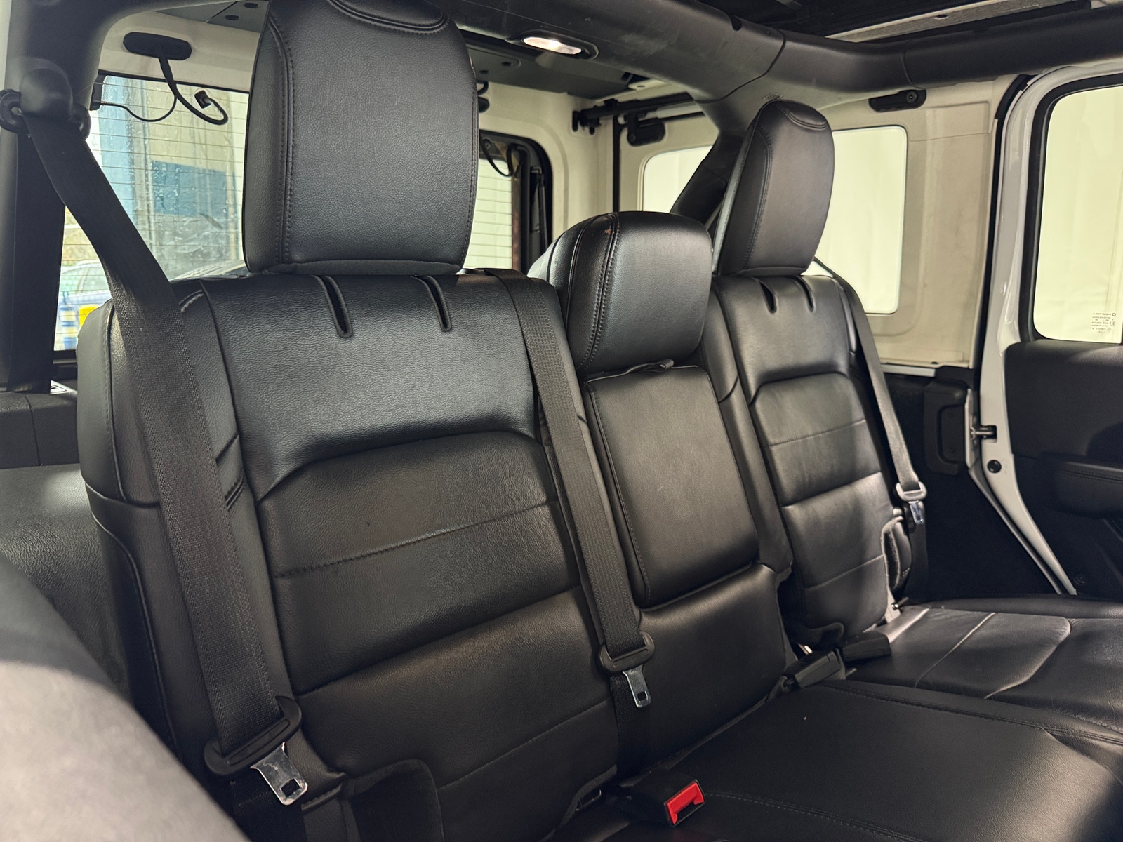 Thumbnail: 2020 Jeep Wrangler - 5