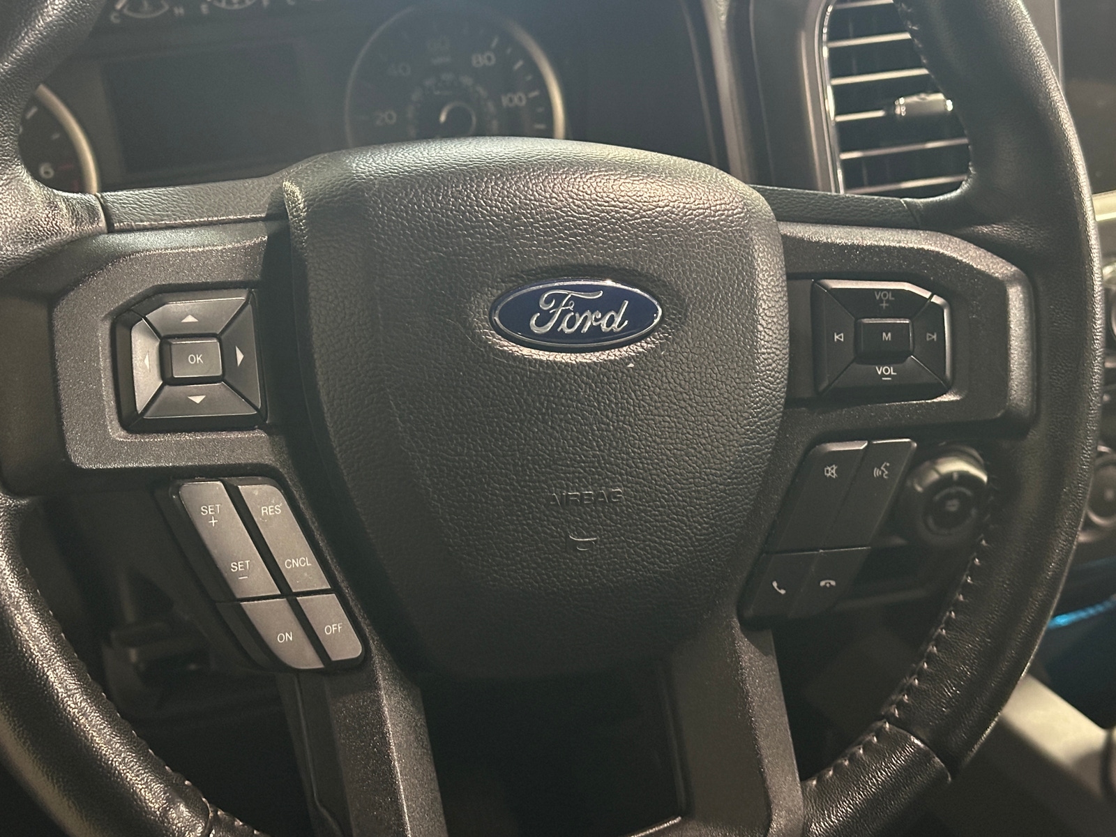 Thumbnail: 2018 Ford Econoline - 5