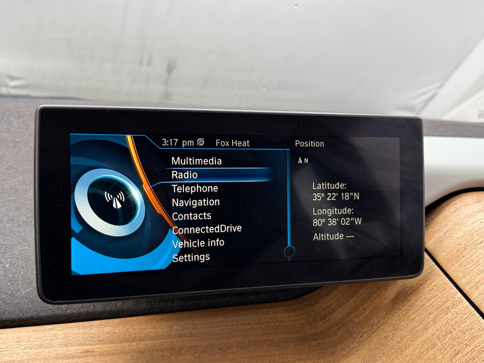 Thumbnail: 2015 BMW i3 - 4