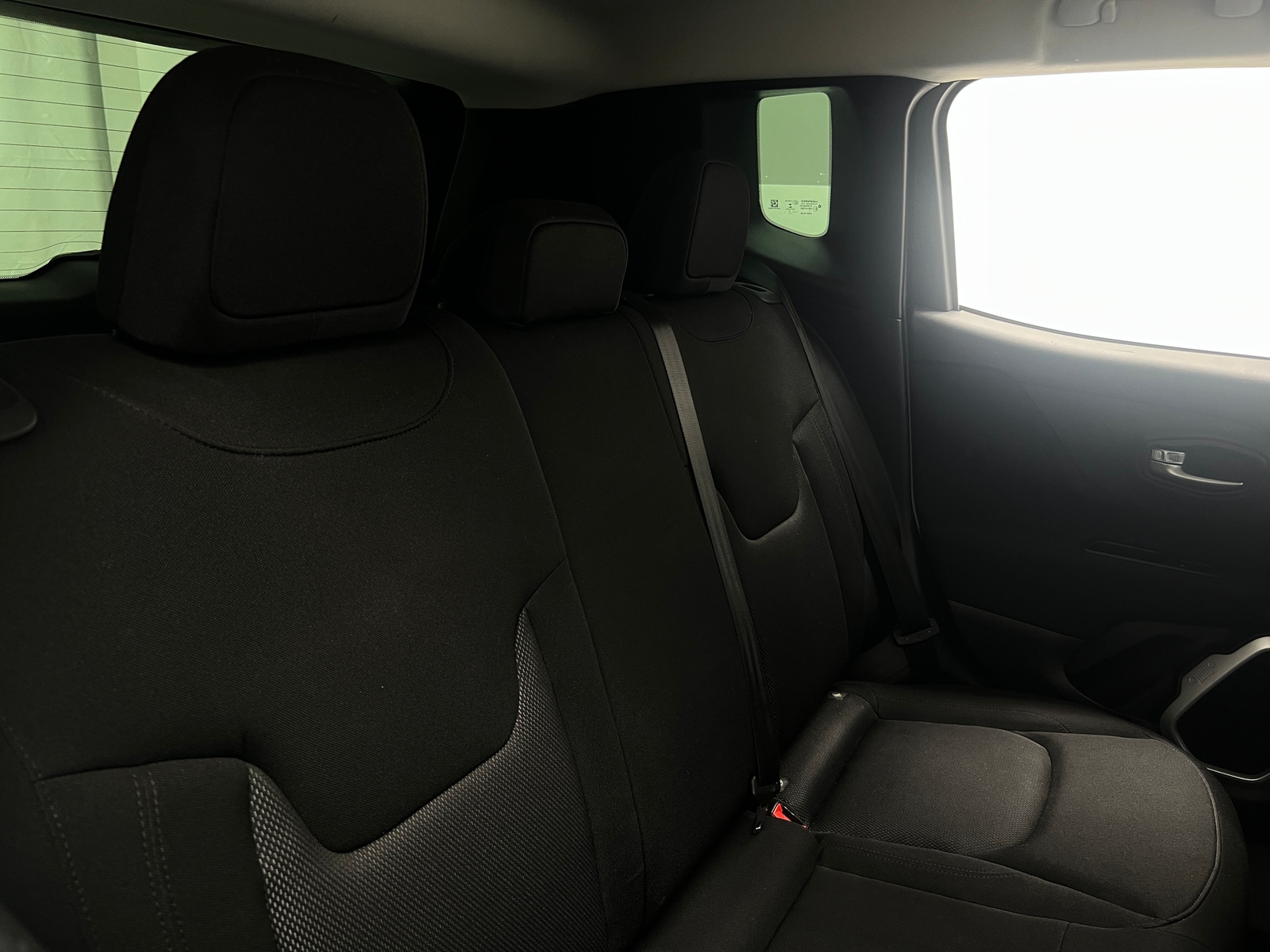 Thumbnail: 2019 Jeep Renegade - 6