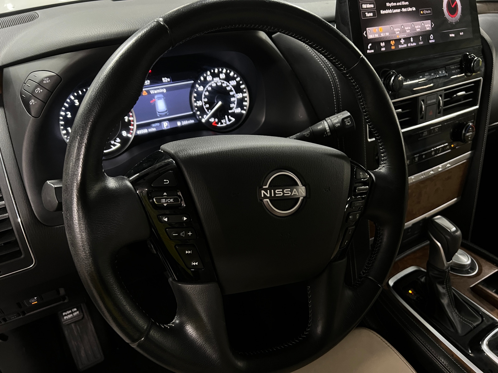 Thumbnail: 2022 Nissan Armada - 4