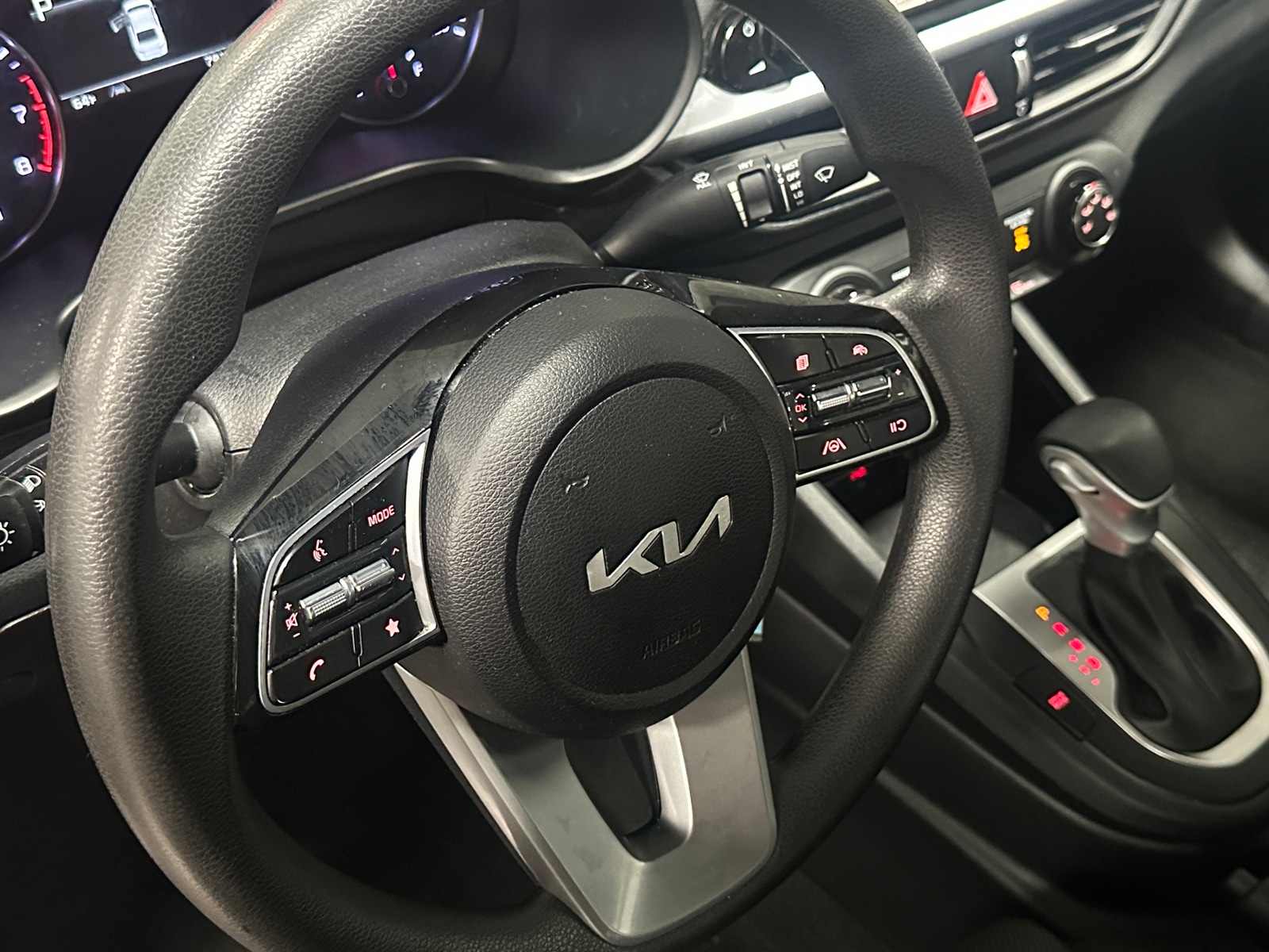 Thumbnail: 2023 Kia Forte - 5