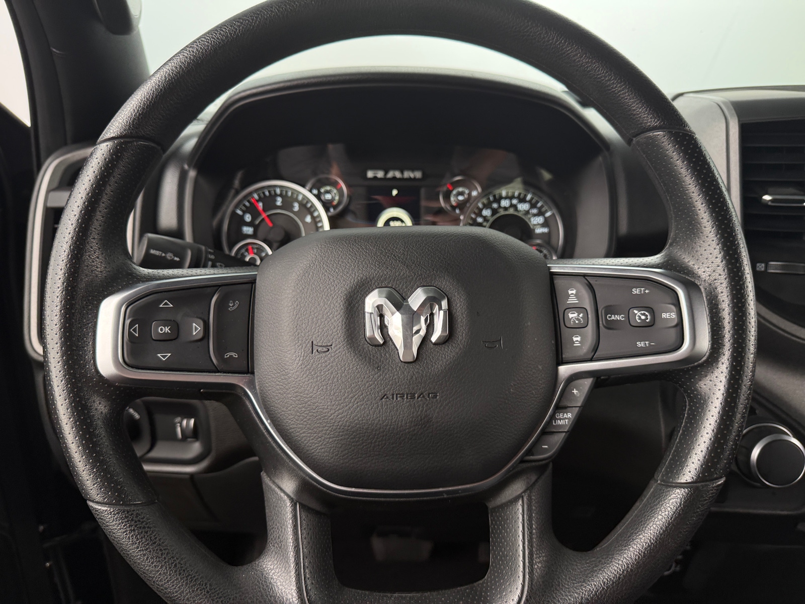 Thumbnail: 2025 RAM 1500 - 5