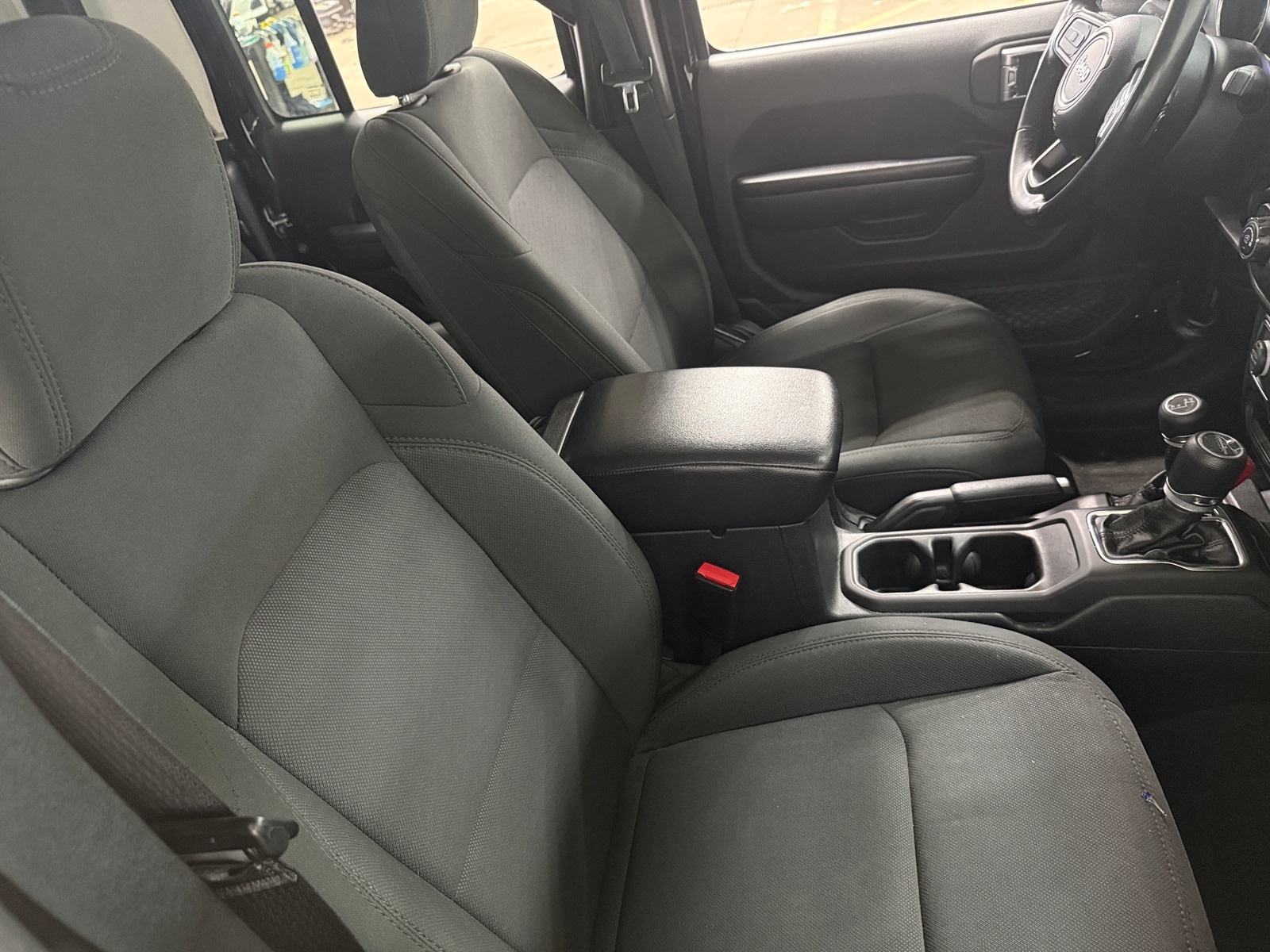 Thumbnail: 2021 Jeep Gladiator - 2