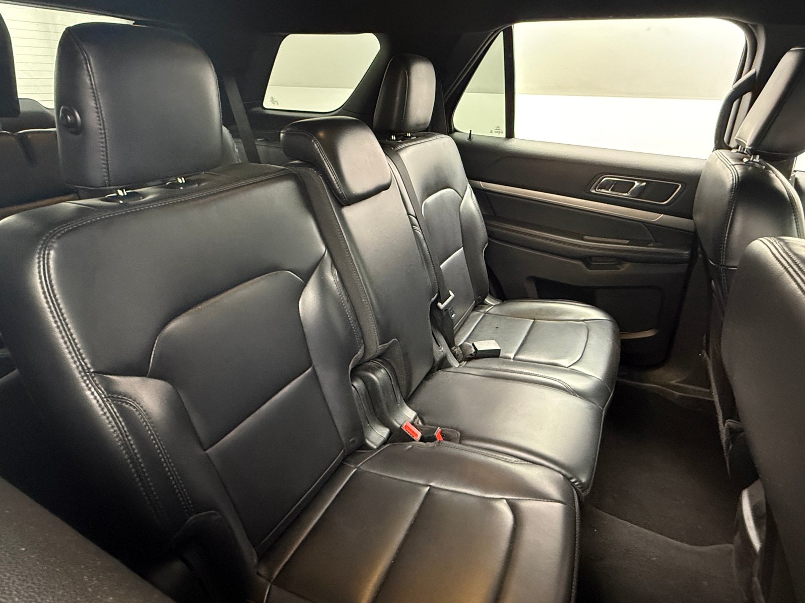 Thumbnail: 2019 Ford Explorer - 5