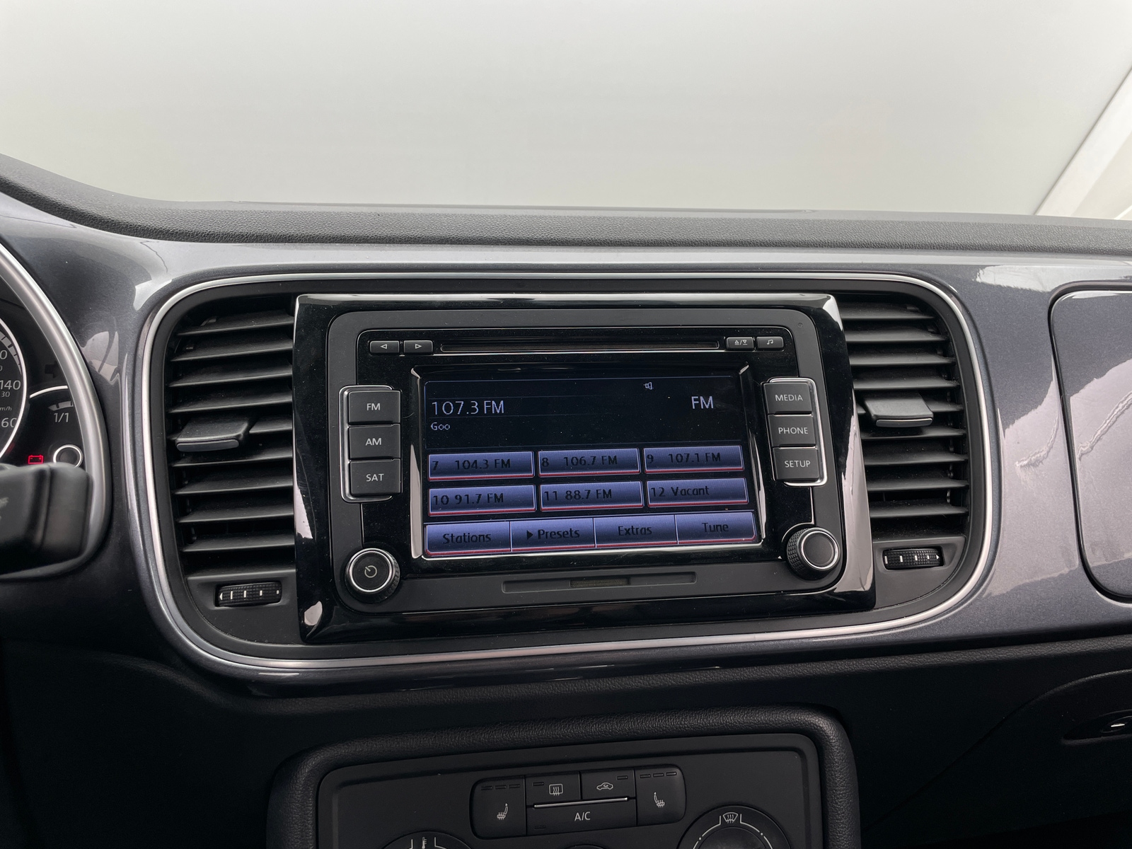 Thumbnail: 2015 Volkswagen Beetle - 2