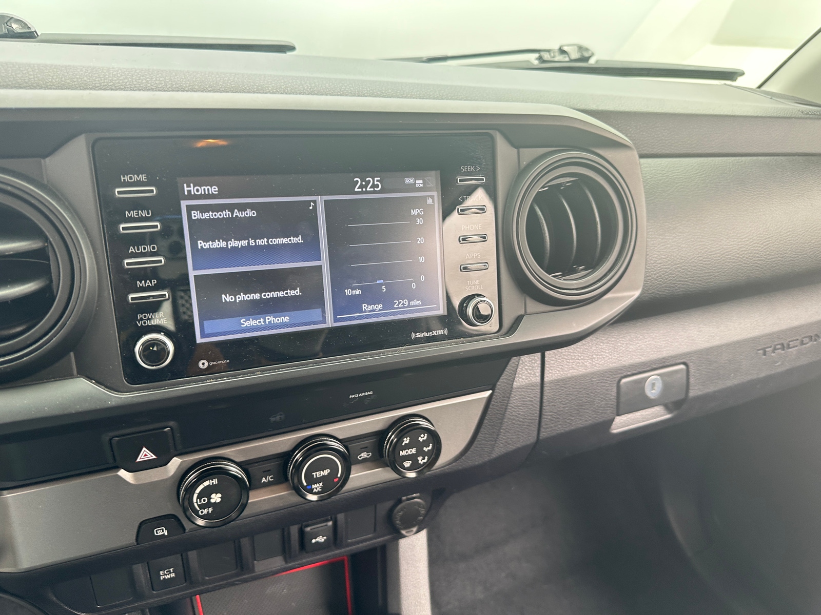 Thumbnail: 2021 Toyota Tacoma - 4