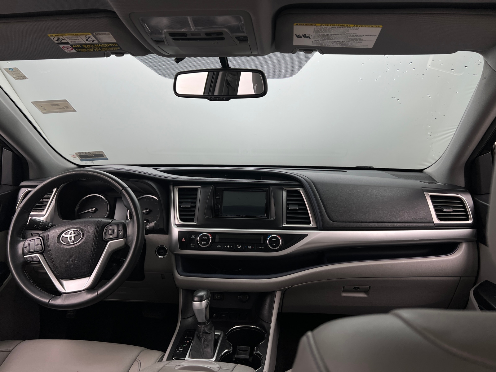 Thumbnail: 2015 Toyota Highlander - 2