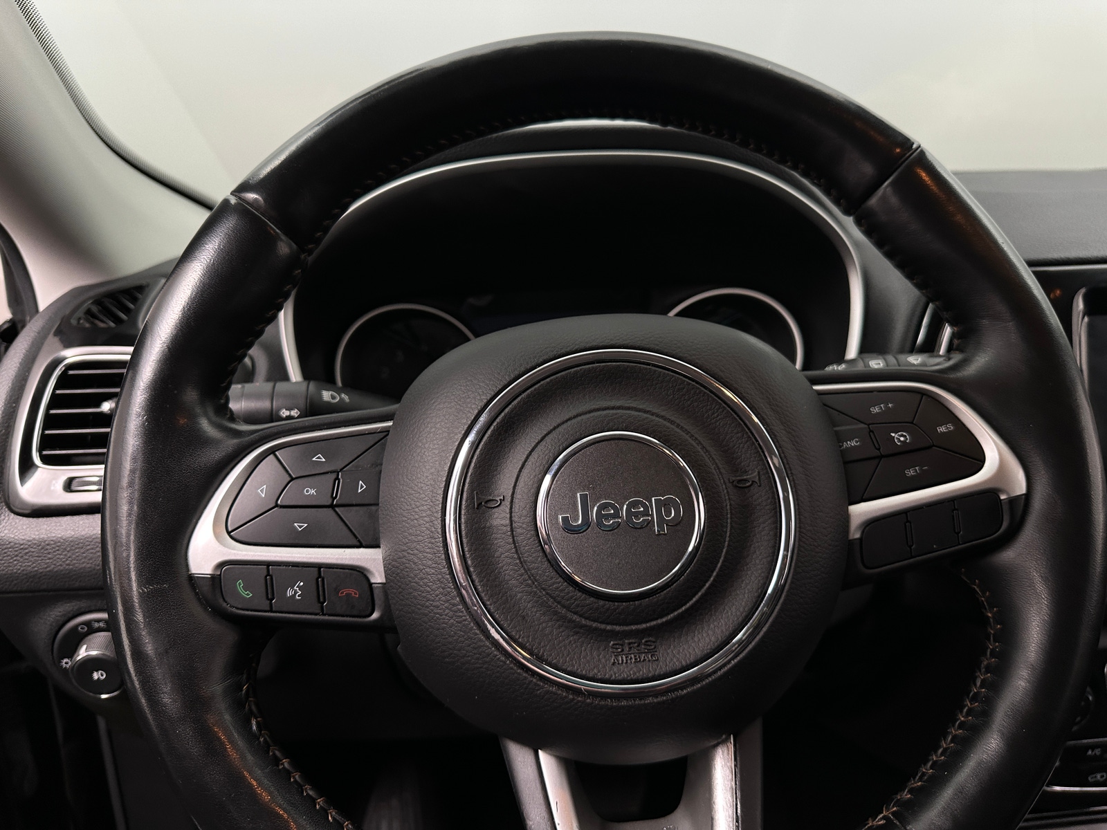 Thumbnail: 2018 Jeep Compass - 4