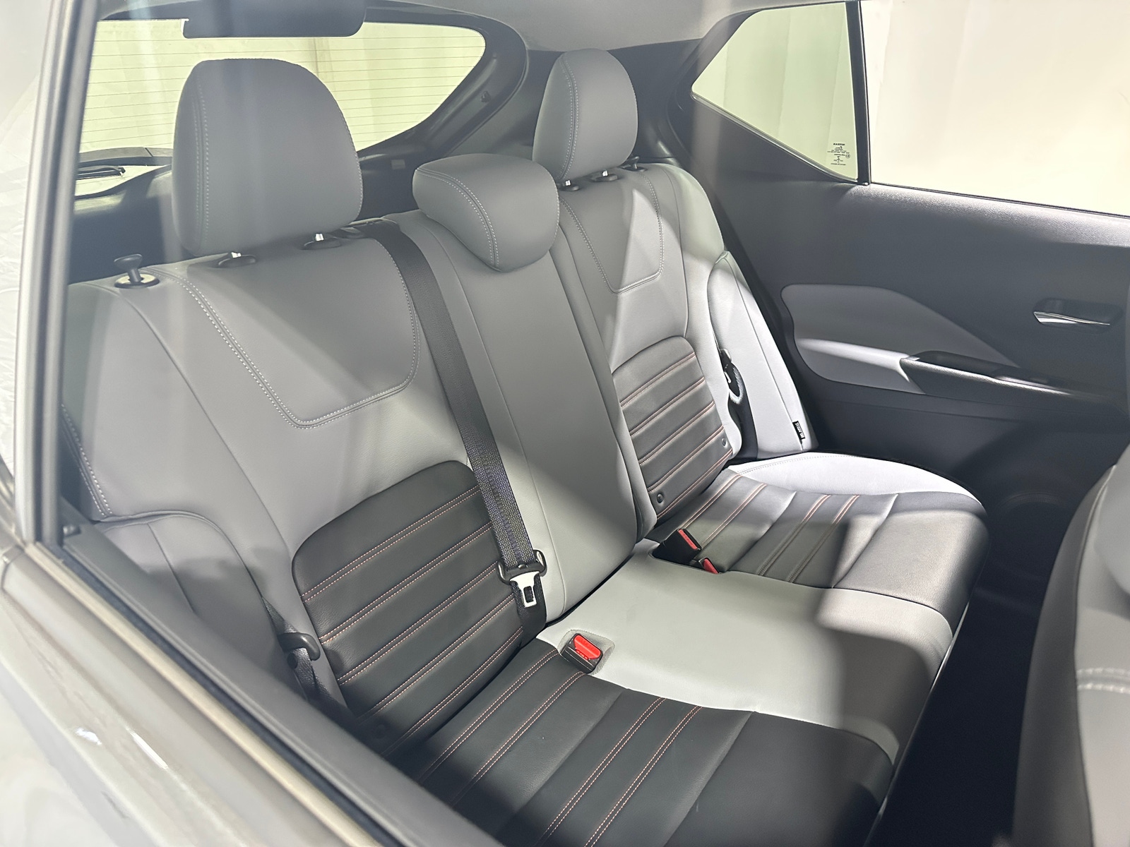 Thumbnail: 2023 Nissan Kicks - 6