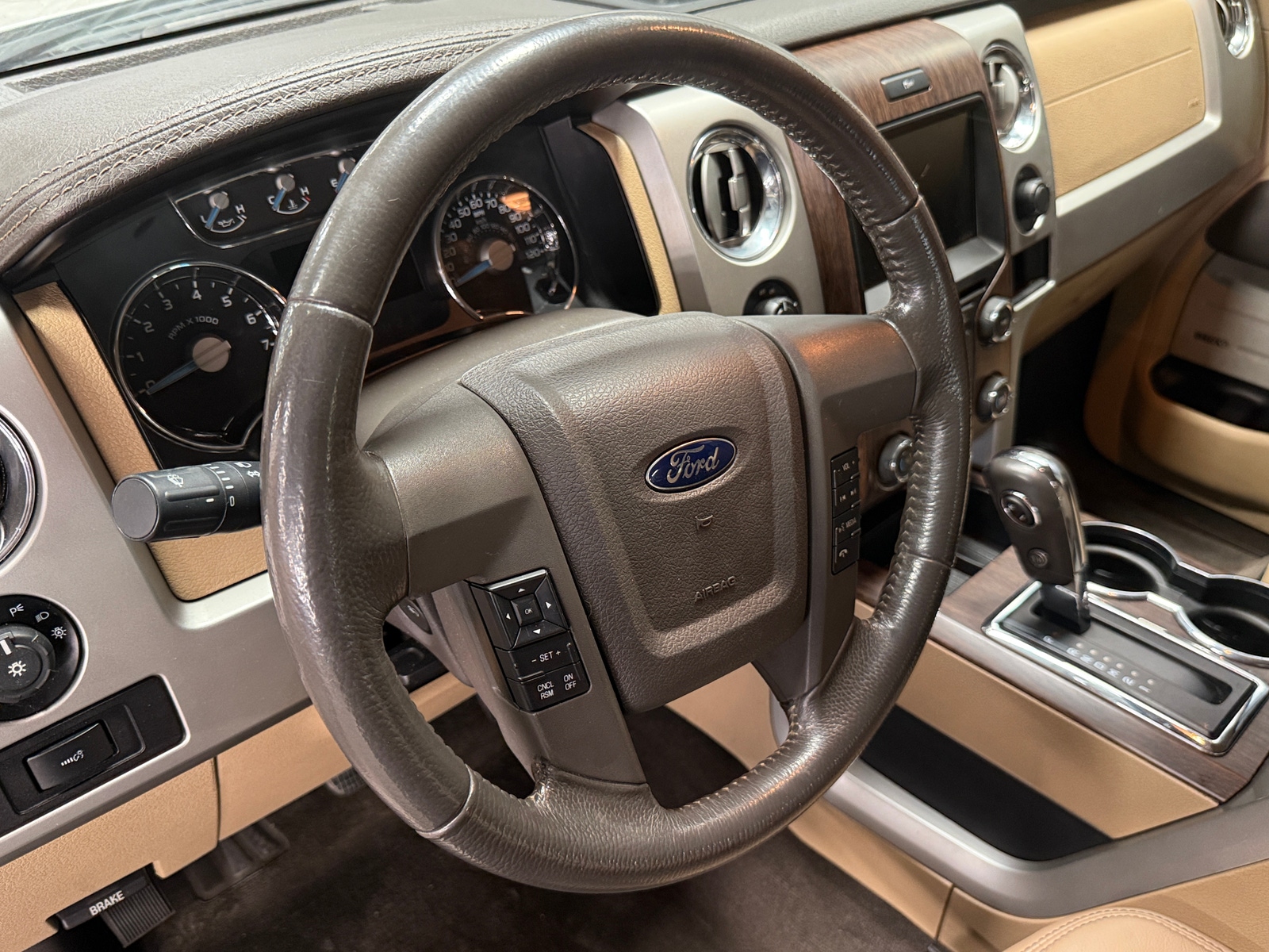 Thumbnail: 2013 Ford Econoline - 4