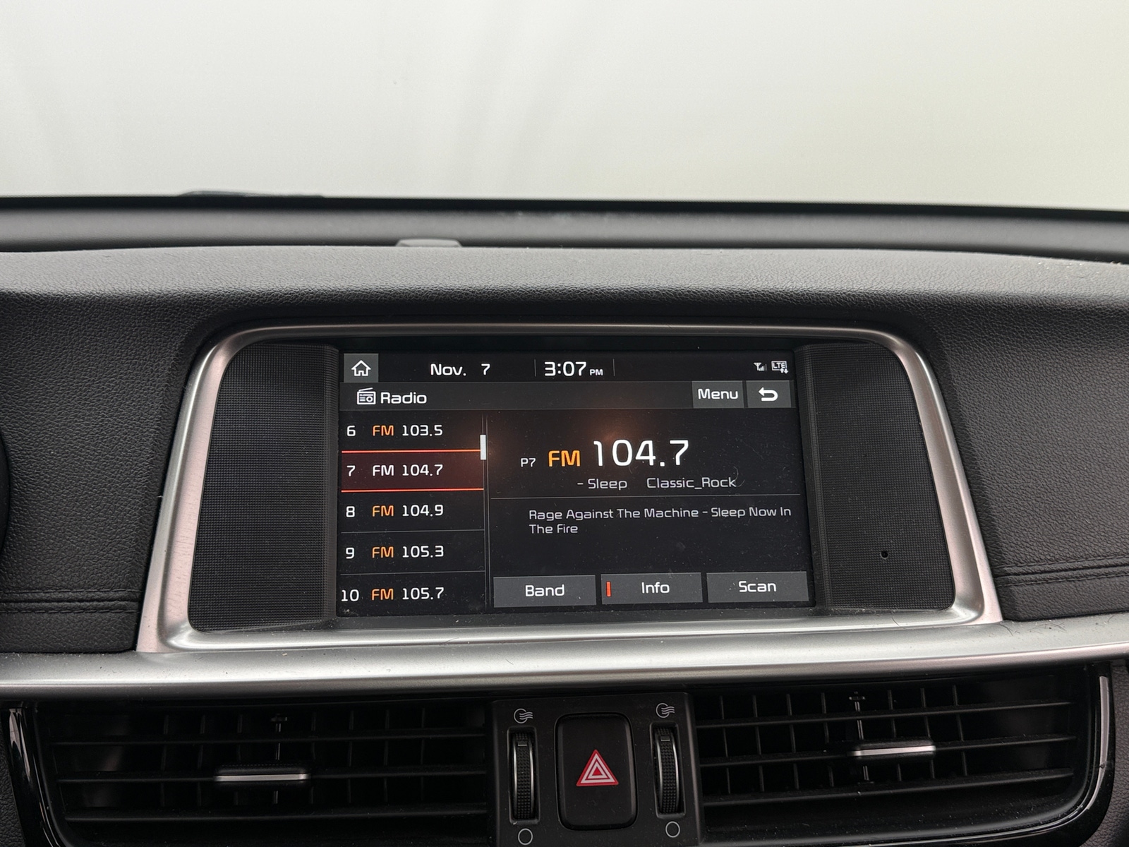 Thumbnail: 2019 Kia Optima - 4