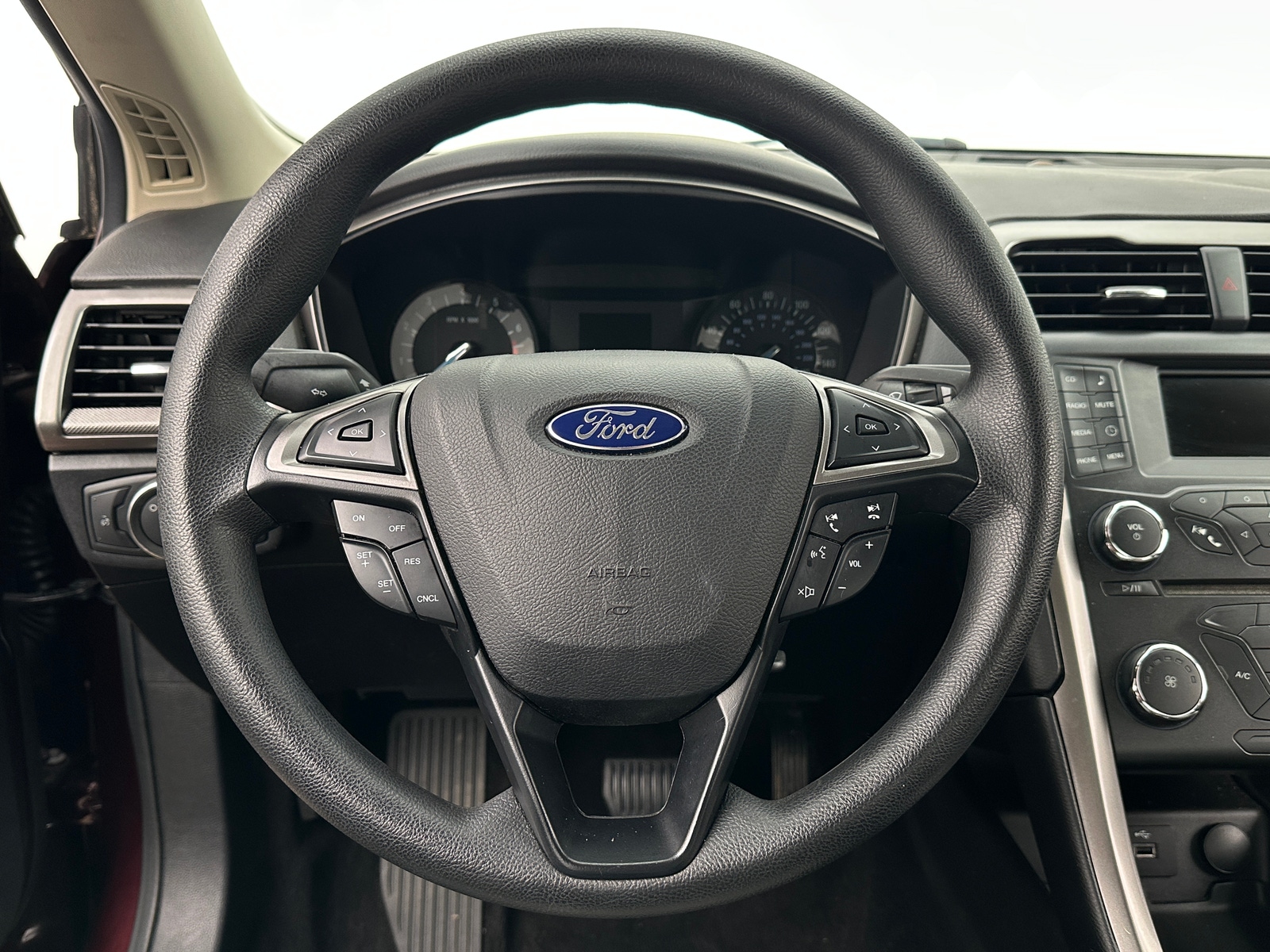 Thumbnail: 2017 Ford Fusion - 5