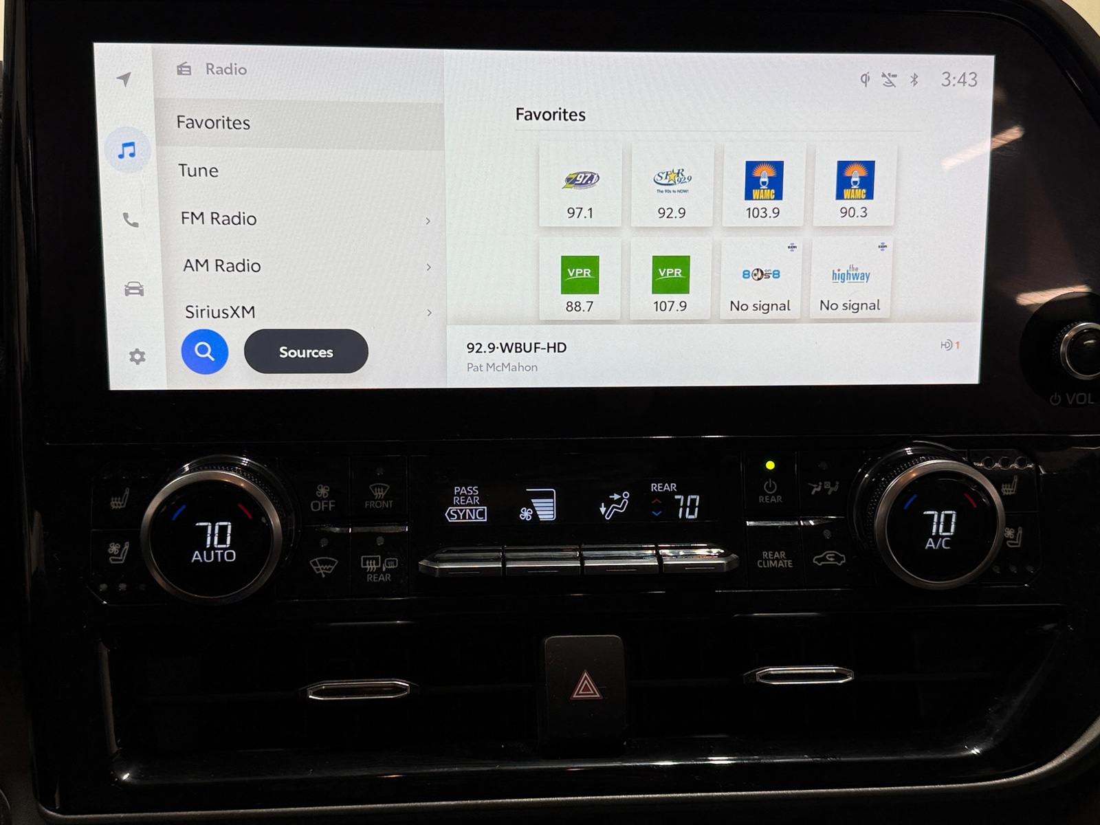 Thumbnail: 2023 Toyota Highlander - 3