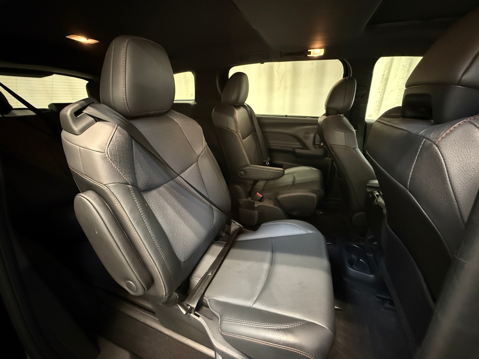 Thumbnail: 2021 Toyota Sienna - 5