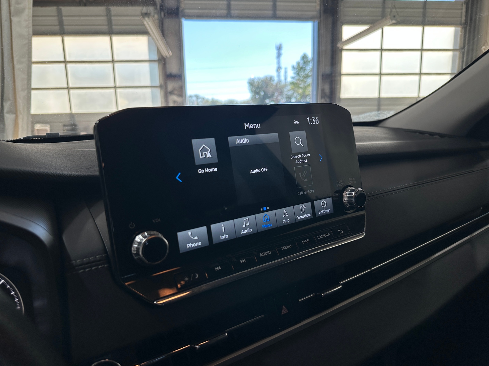 Thumbnail: 2024 Mitsubishi Outlander - 3