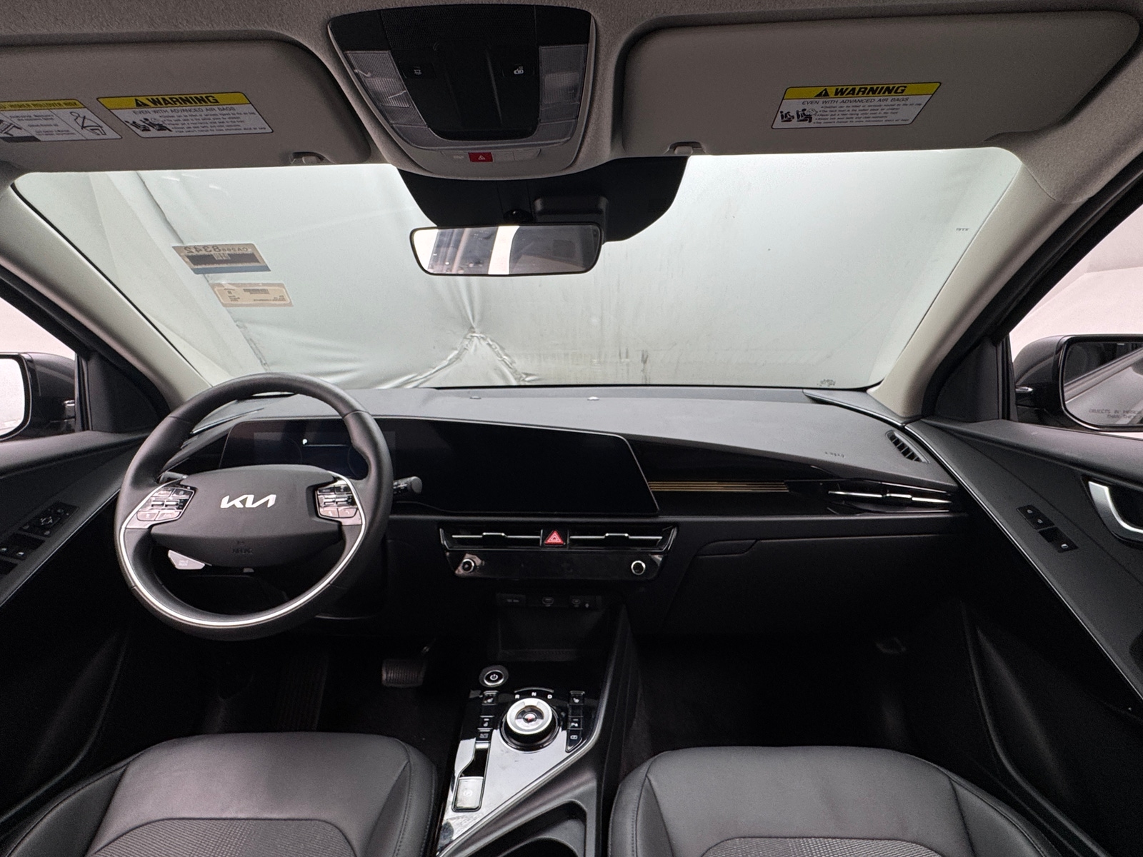 Thumbnail: 2024 Kia Niro - 3