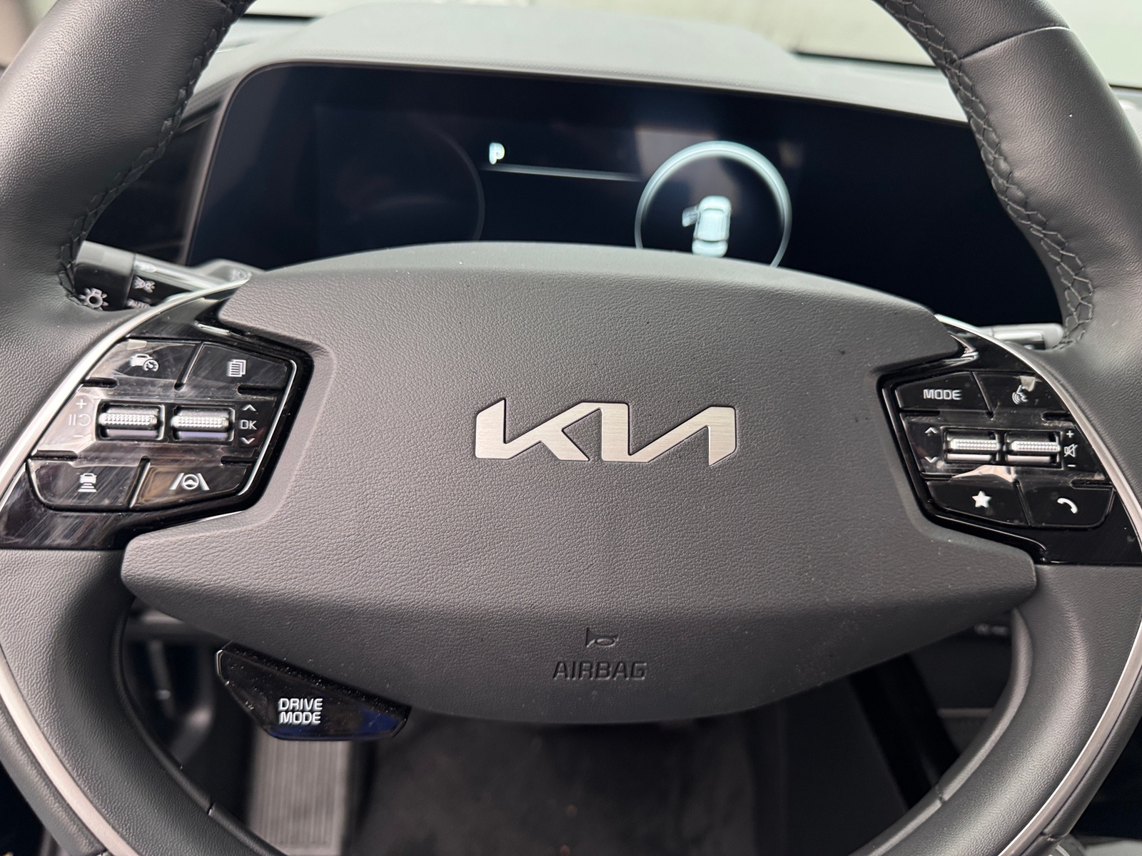 Thumbnail: 2024 Kia Niro - 5