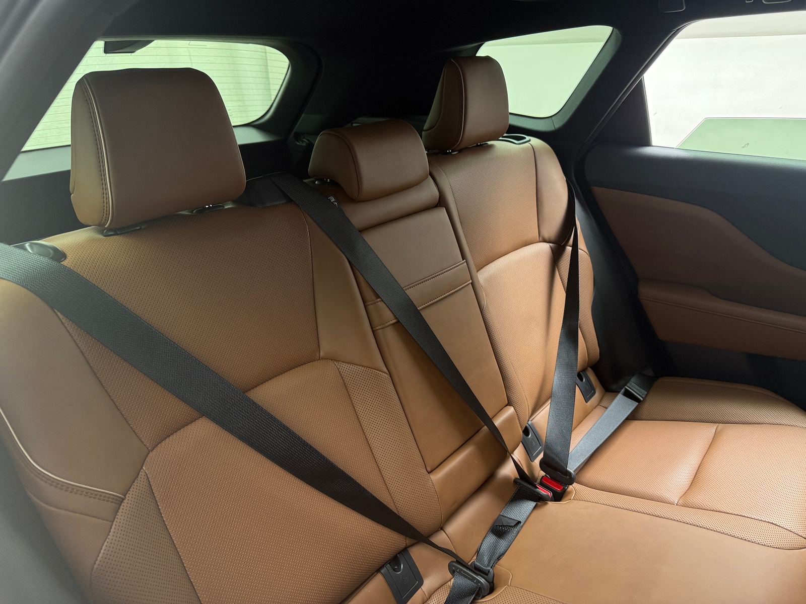 Thumbnail: 2025 Toyota Crown Signia - 5