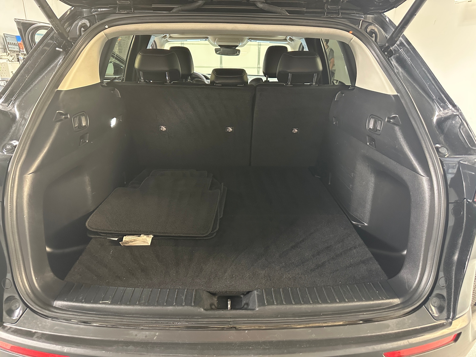 Thumbnail: 2023 Mazda CX-50 - 6