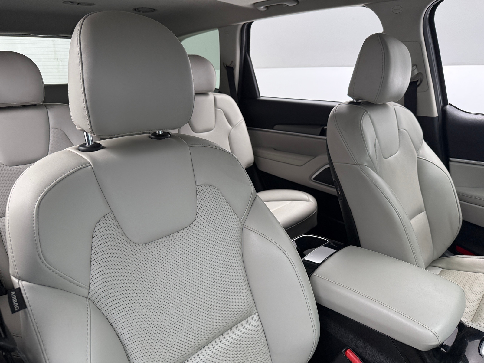 Thumbnail: 2020 Kia Telluride - 2