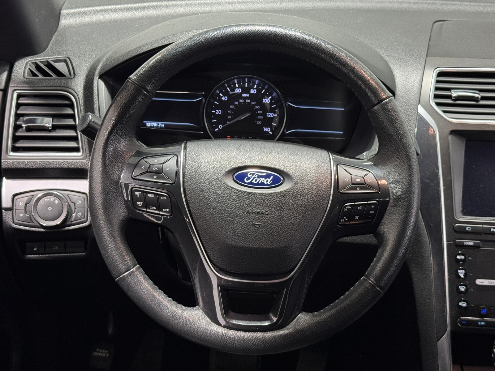 Thumbnail: 2019 Ford Explorer - 4