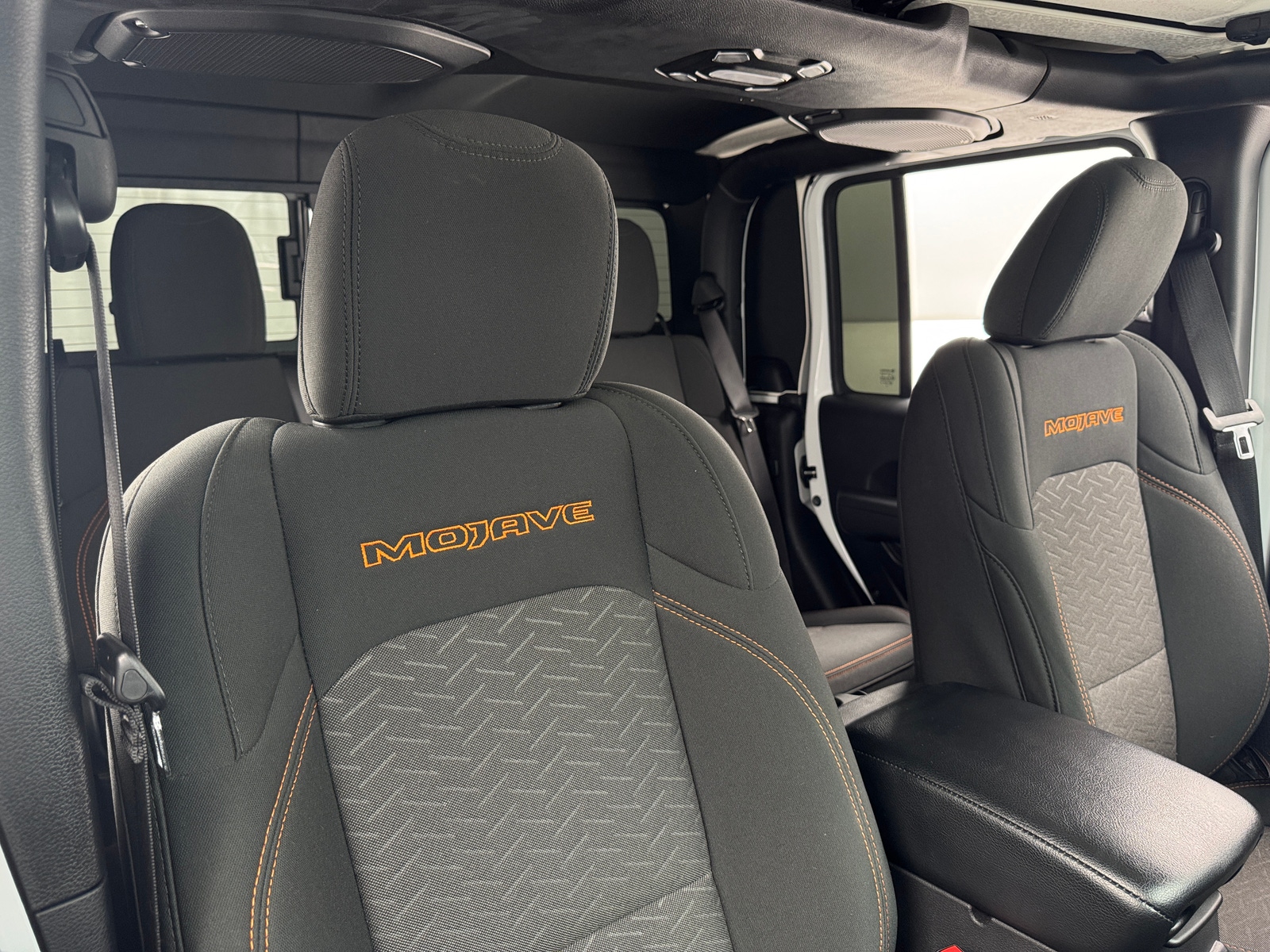 Thumbnail: 2022 Jeep Gladiator - 2