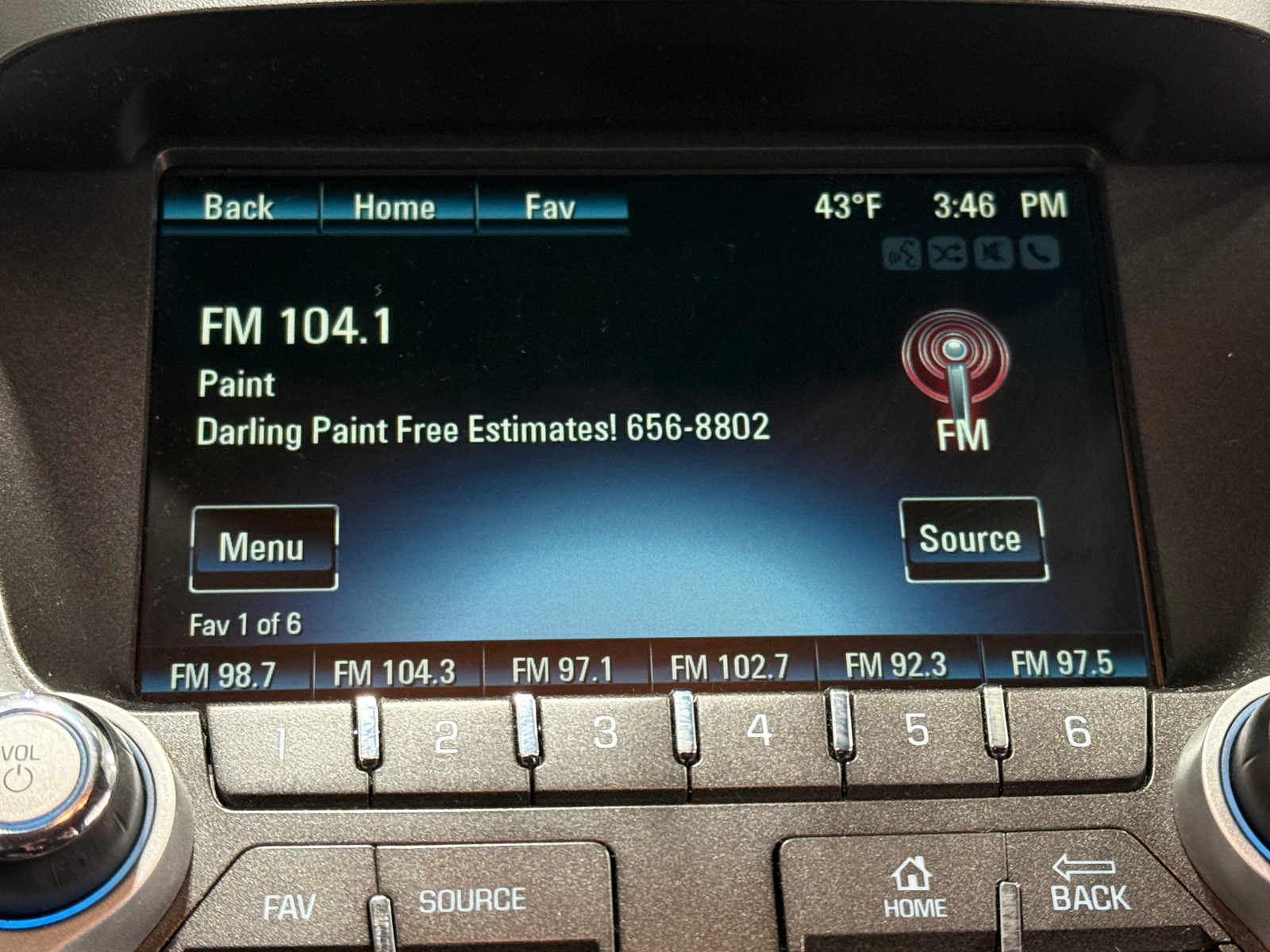 Thumbnail: 2017 Chevrolet Equinox - 3