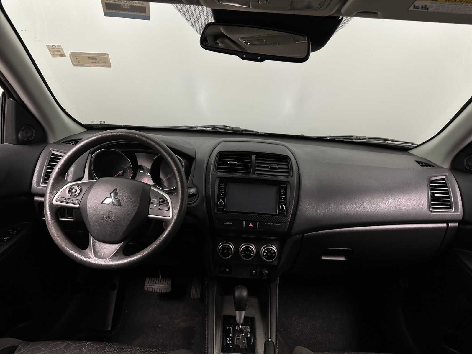 Thumbnail: 2021 Mitsubishi Outlander Sport - 3