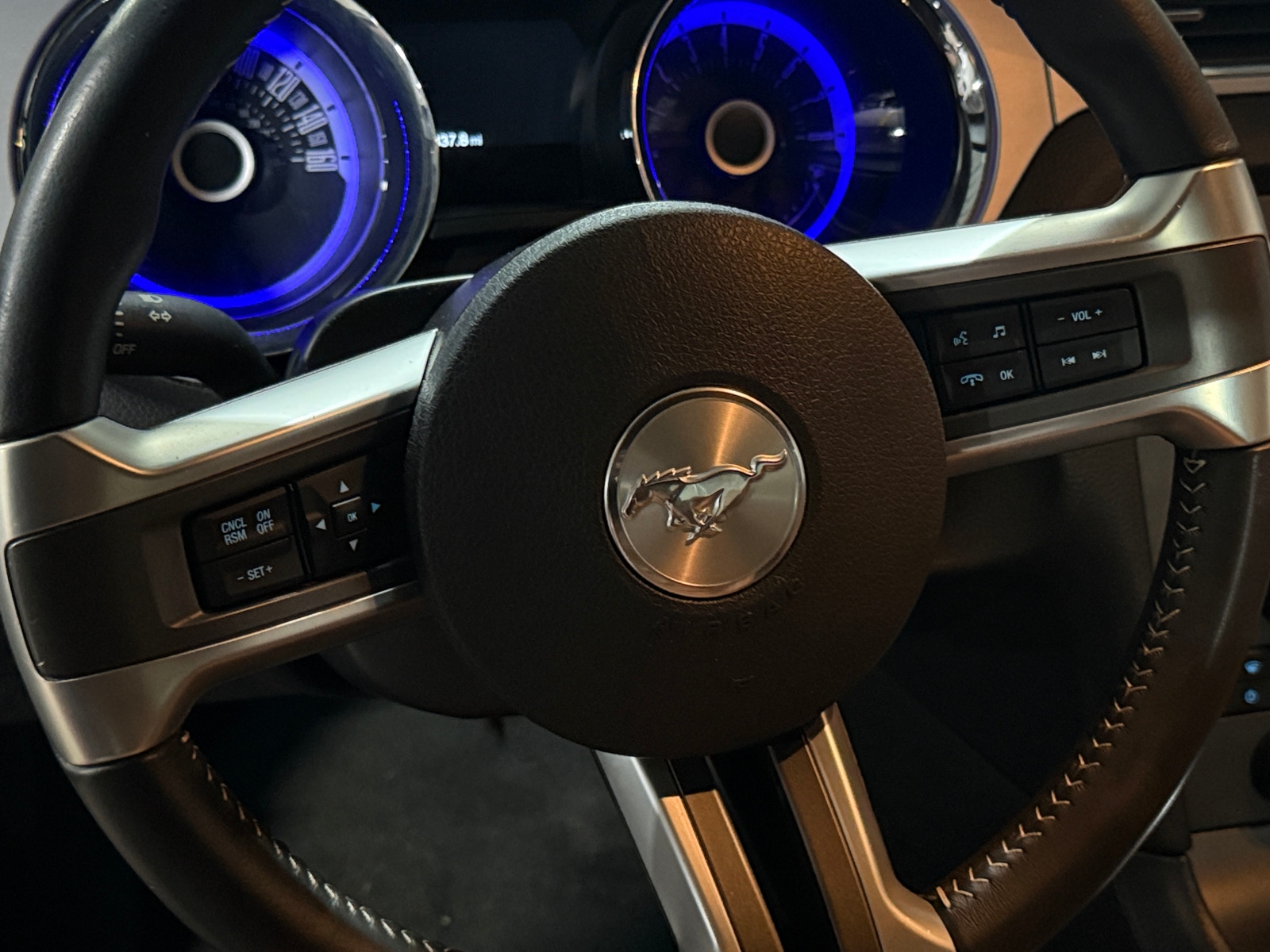 Thumbnail: 2013 Ford Mustang - 3