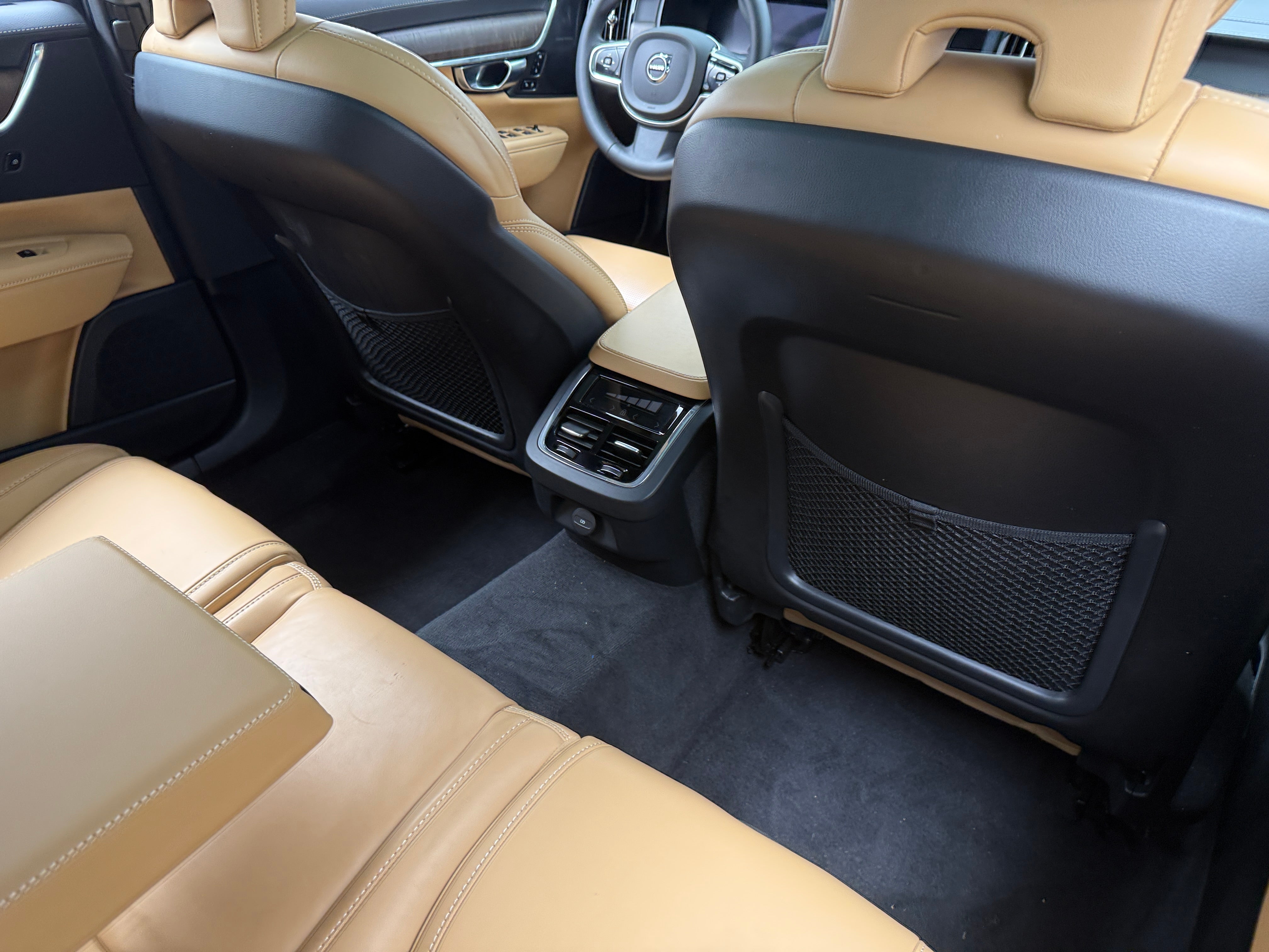 Image of 2023 Volvo V90 B6 Ultimate Cross Country