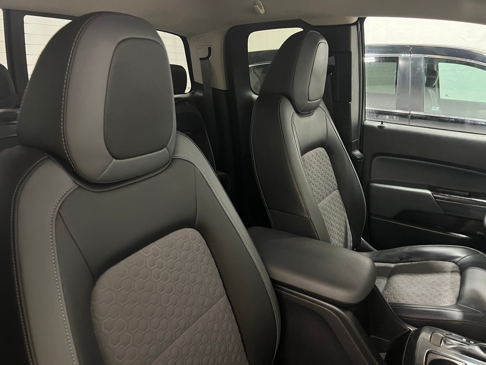 Thumbnail: 2016 Chevrolet Colorado - 2