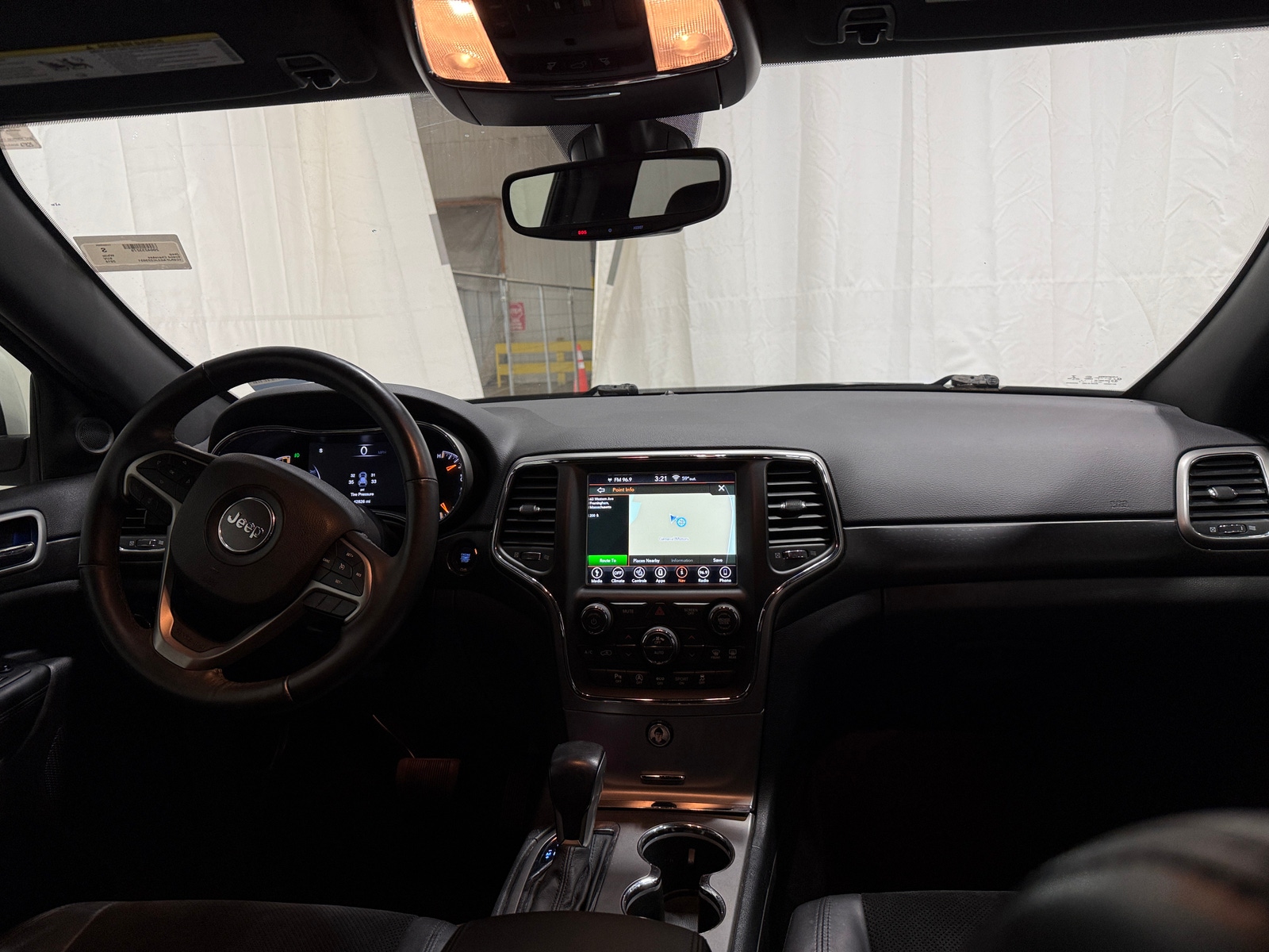 Thumbnail: 2018 Jeep Grand Cherokee - 3