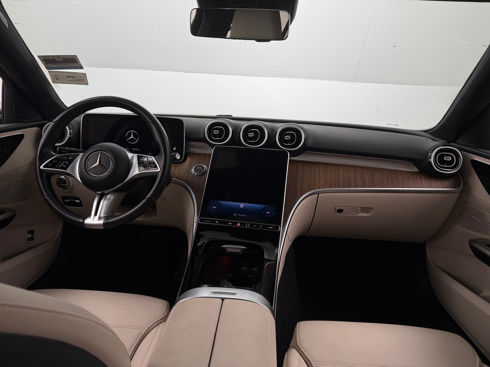 Thumbnail: 2025 Mercedes-Benz C-Class - 2