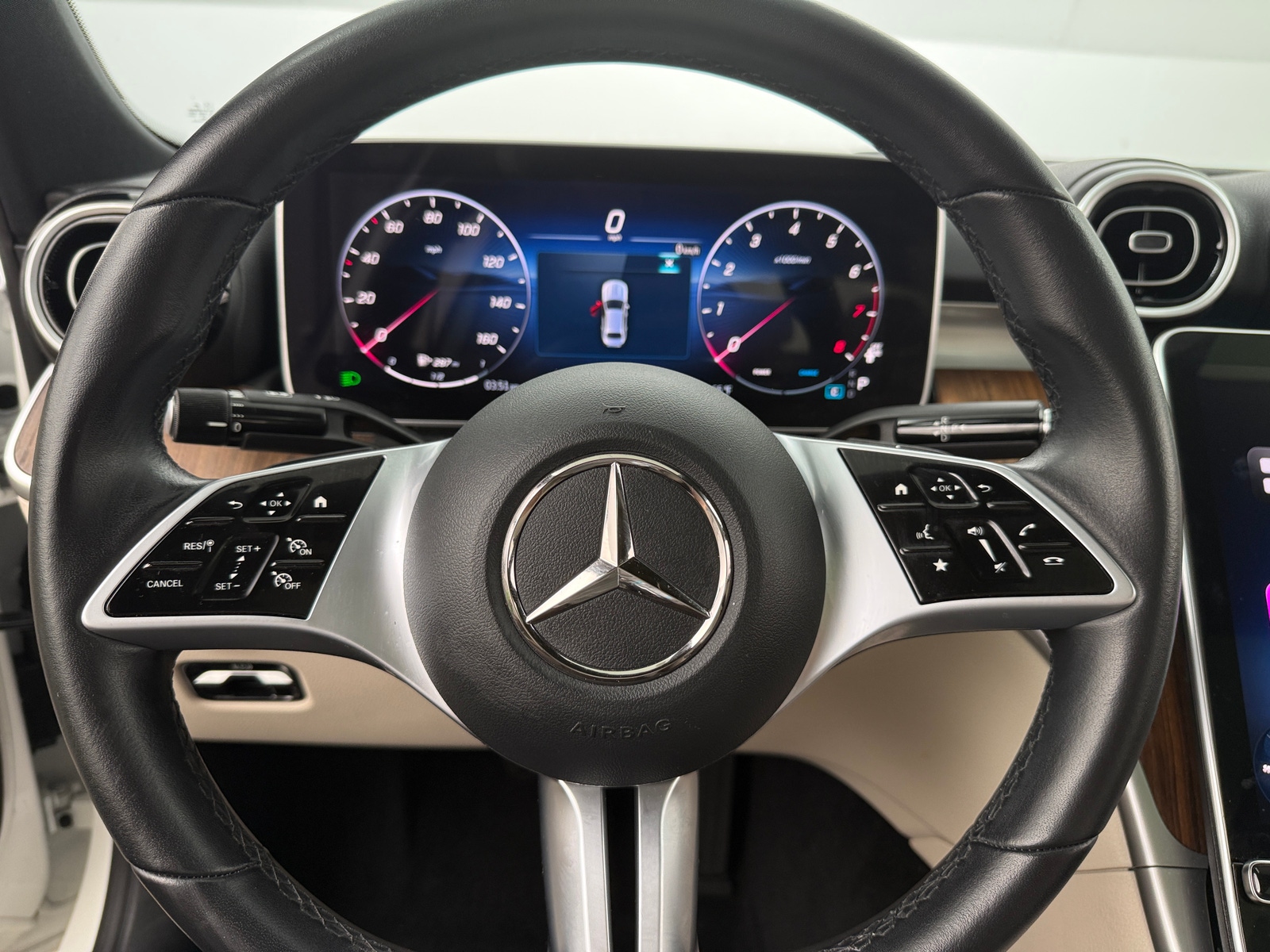 Thumbnail: 2025 Mercedes-Benz C-Class - 4