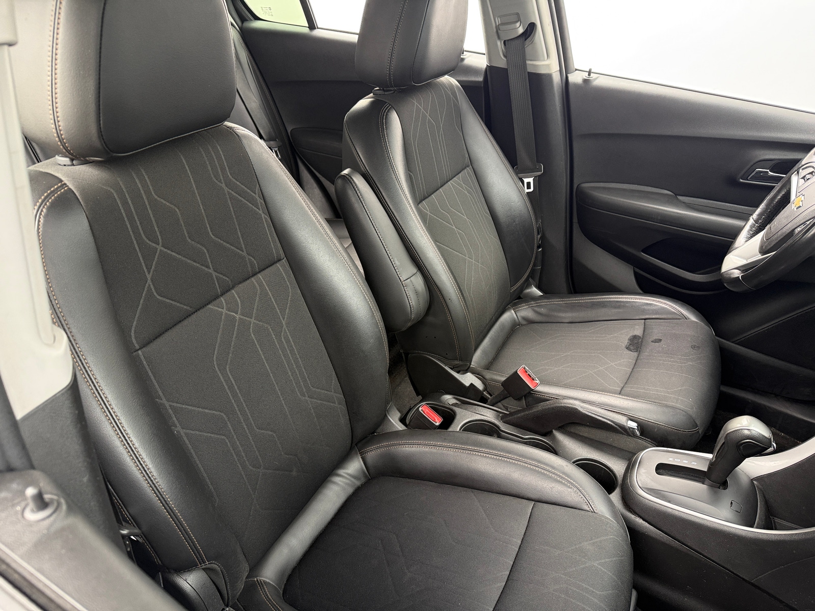 Thumbnail: 2020 Chevrolet Trax - 2