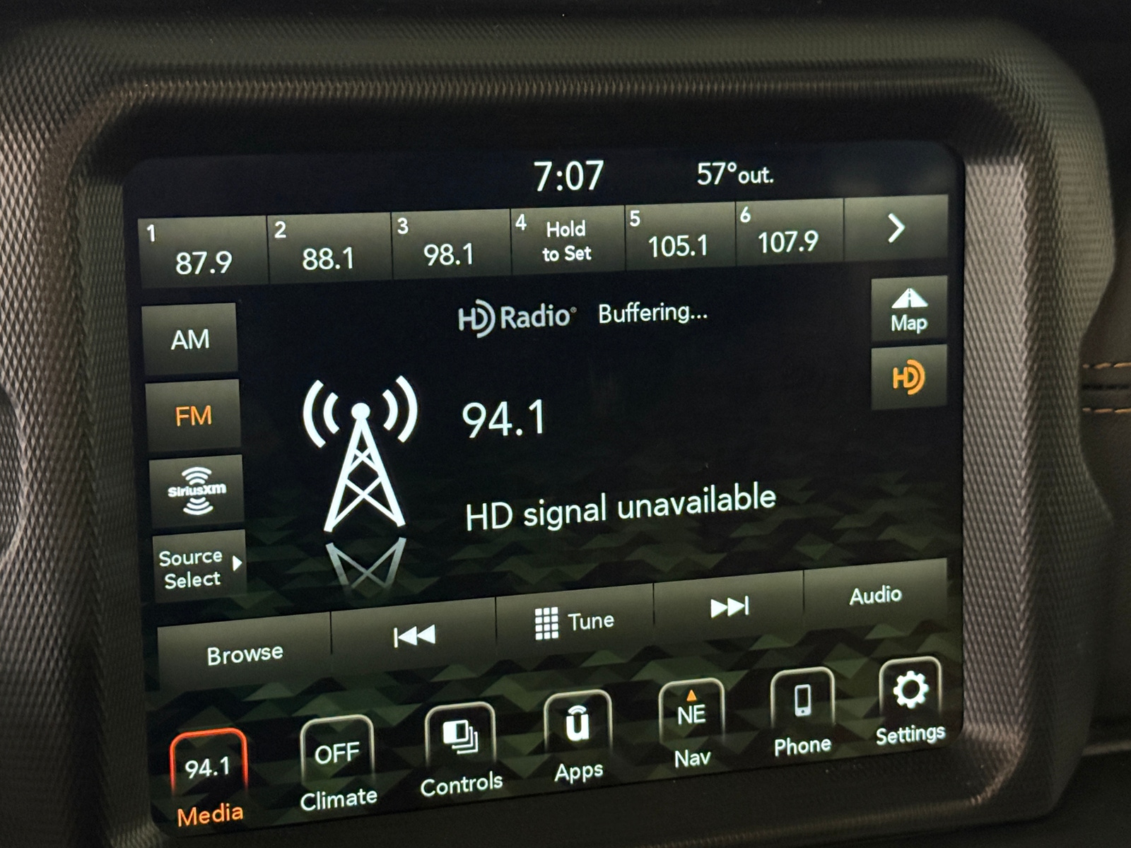 Thumbnail: 2022 Jeep Wrangler - 3