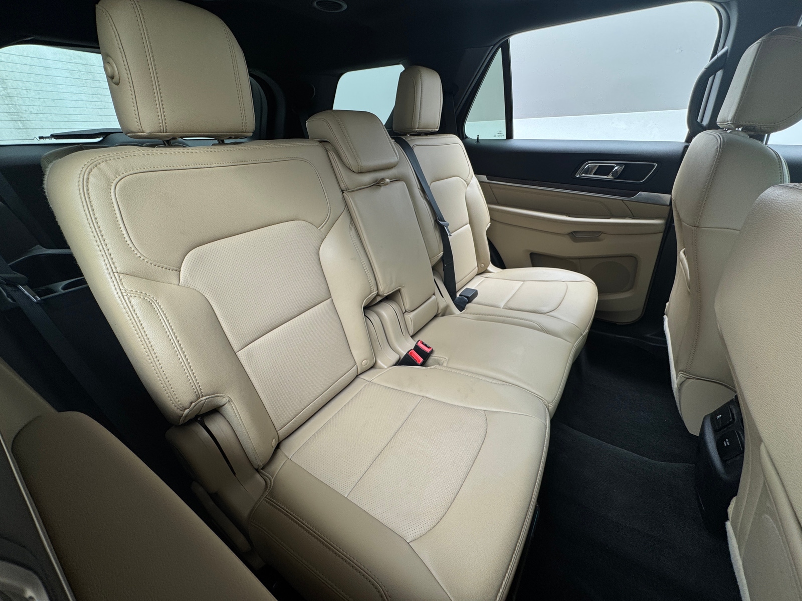 Thumbnail: 2017 Ford Explorer - 5