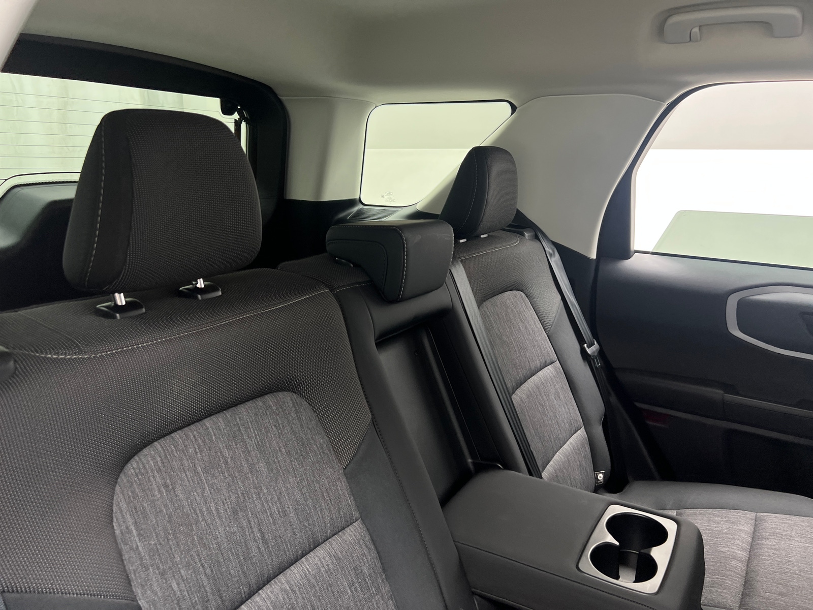 Thumbnail: 2022 Ford Bronco Sport - 6