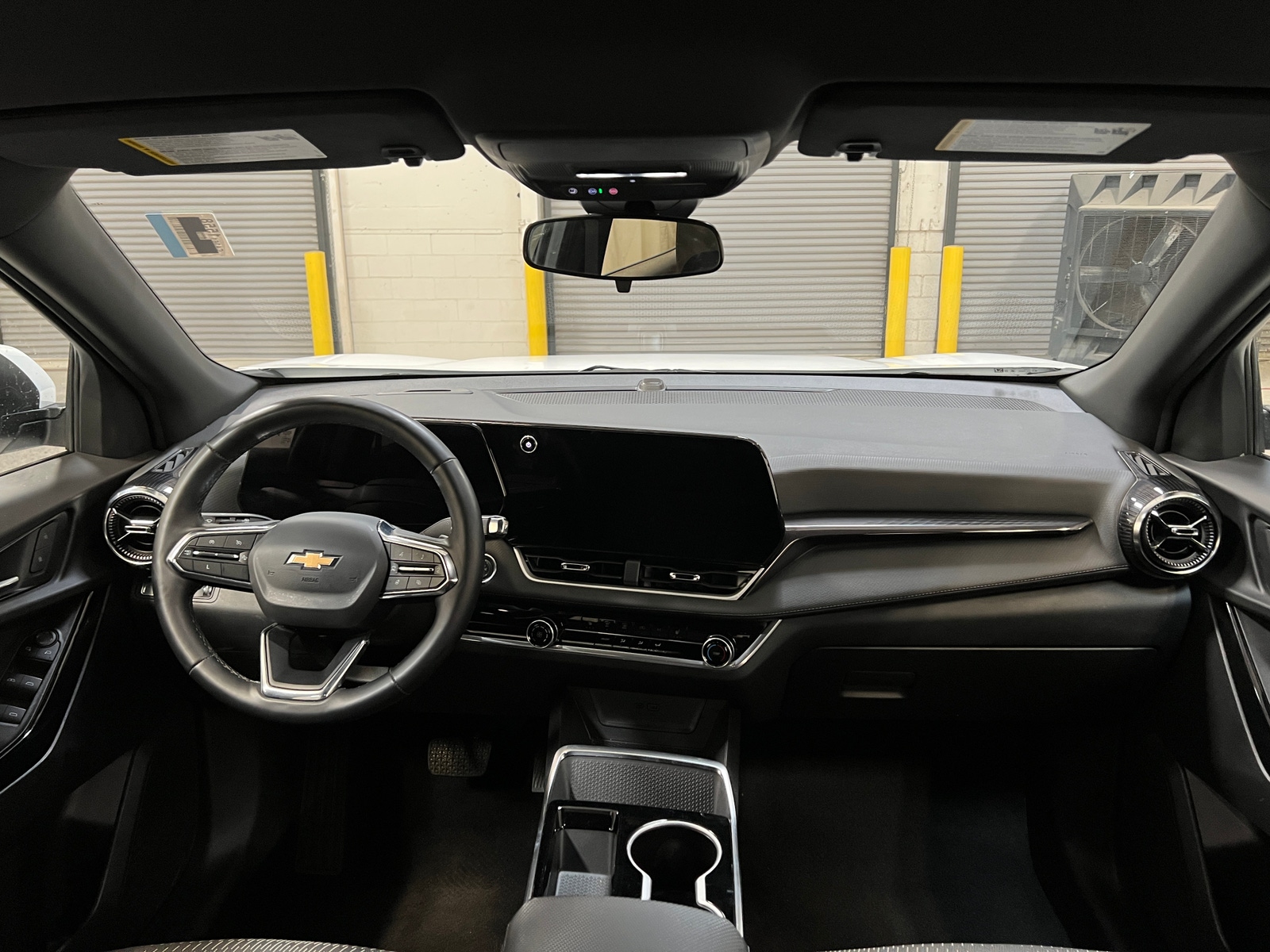 Thumbnail: 2025 Chevrolet Equinox - 3