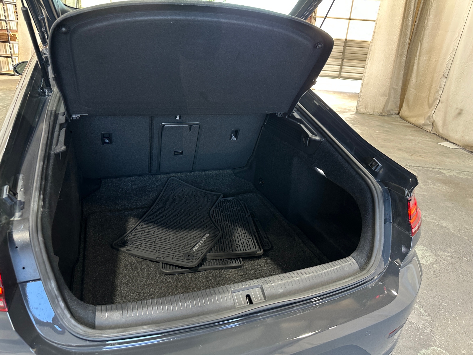 Thumbnail: 2021 Volkswagen Arteon - 6