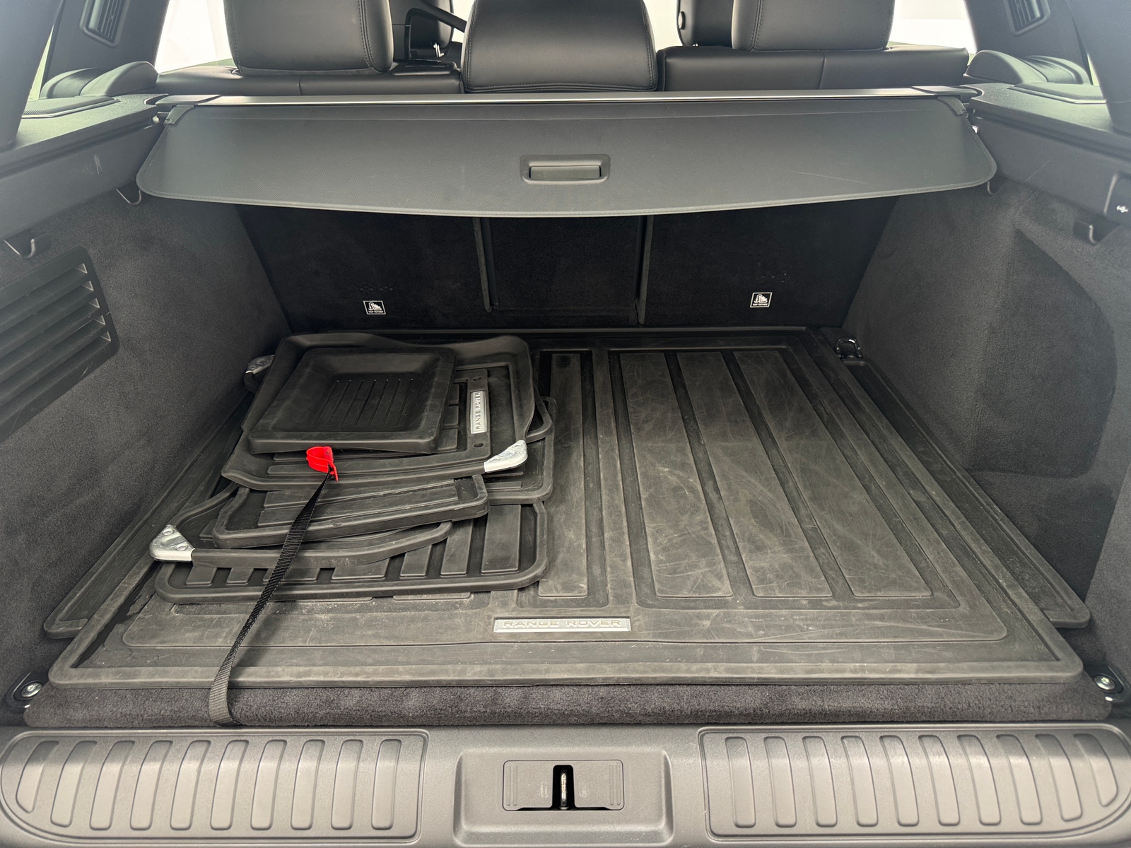 Thumbnail: 2021 Land Rover Range Rover Sport - 6