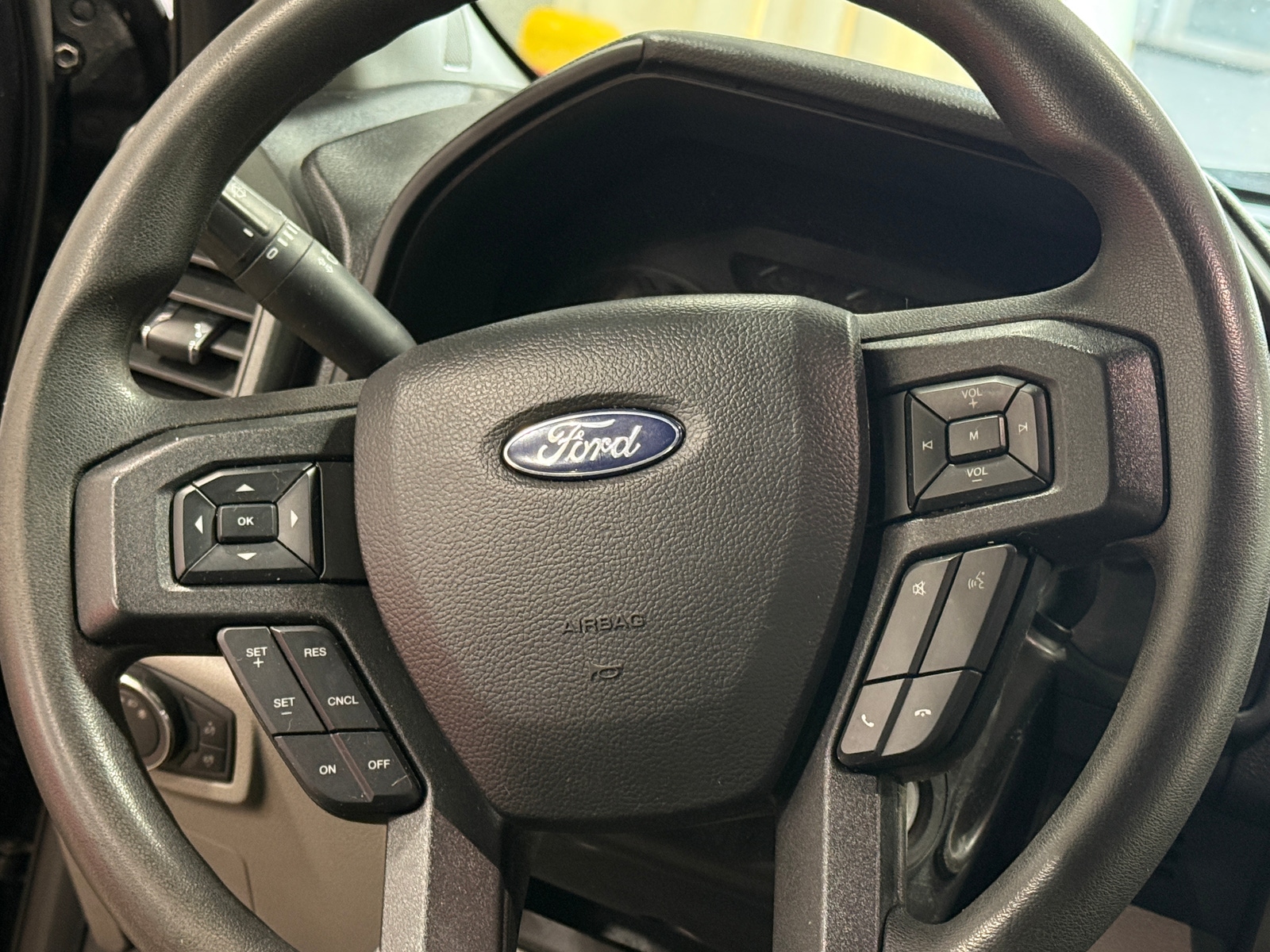 Thumbnail: 2019 Ford Econoline - 5